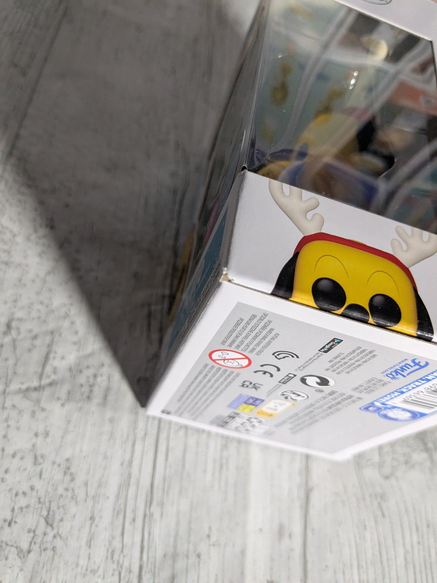Funko pop 1227 : Pluto (Flocked)