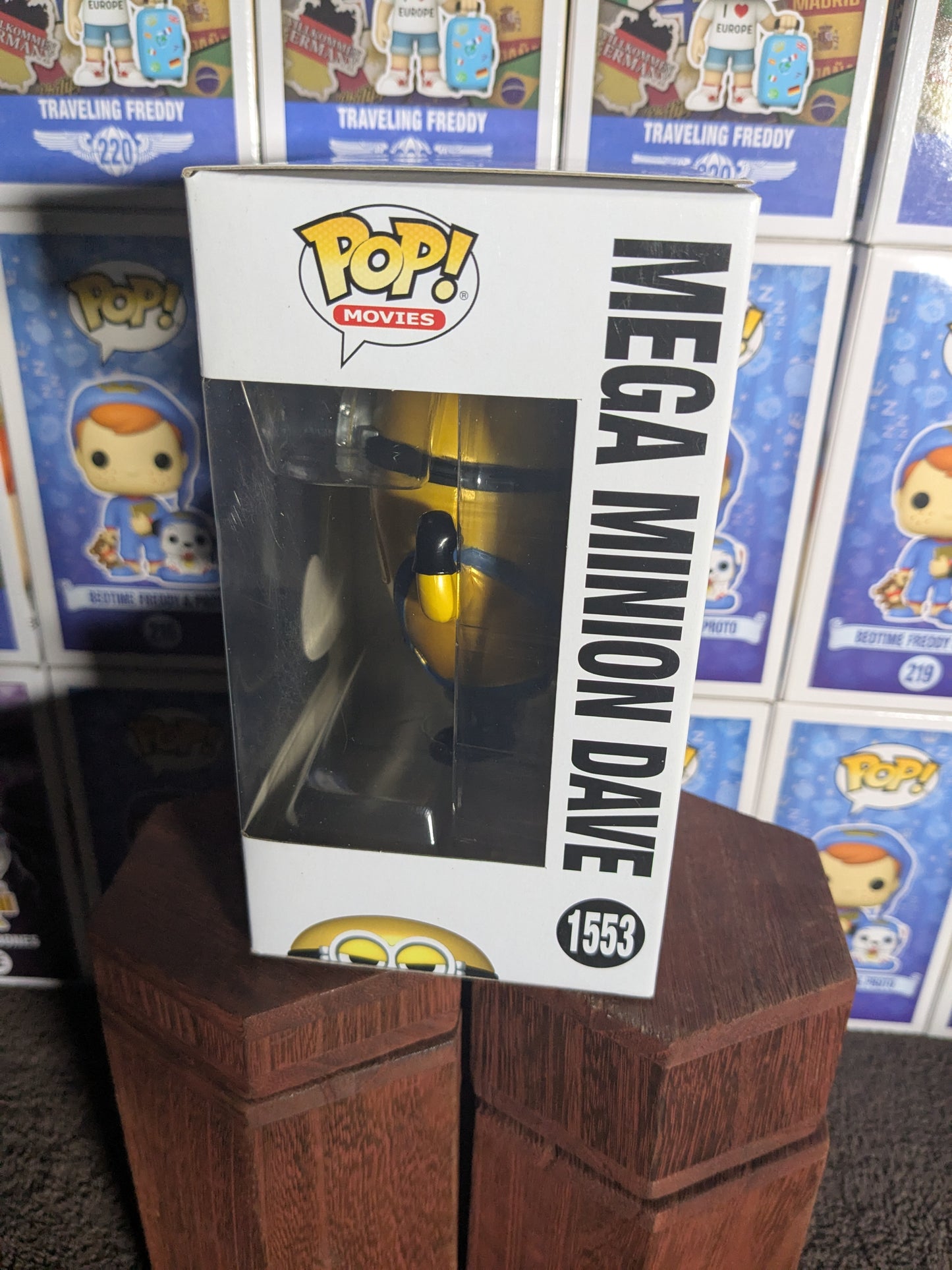 Funko pop 1553 : Mega Minion Dave - CapyToys