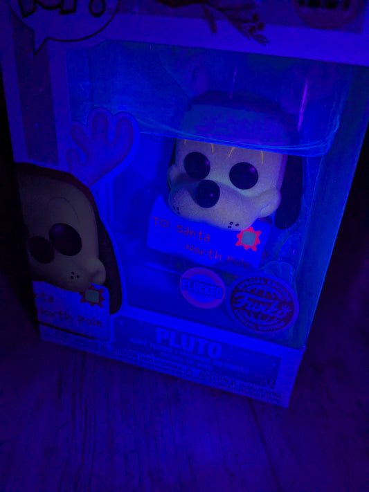 Funko pop 1227 : Pluto (Flocked)
