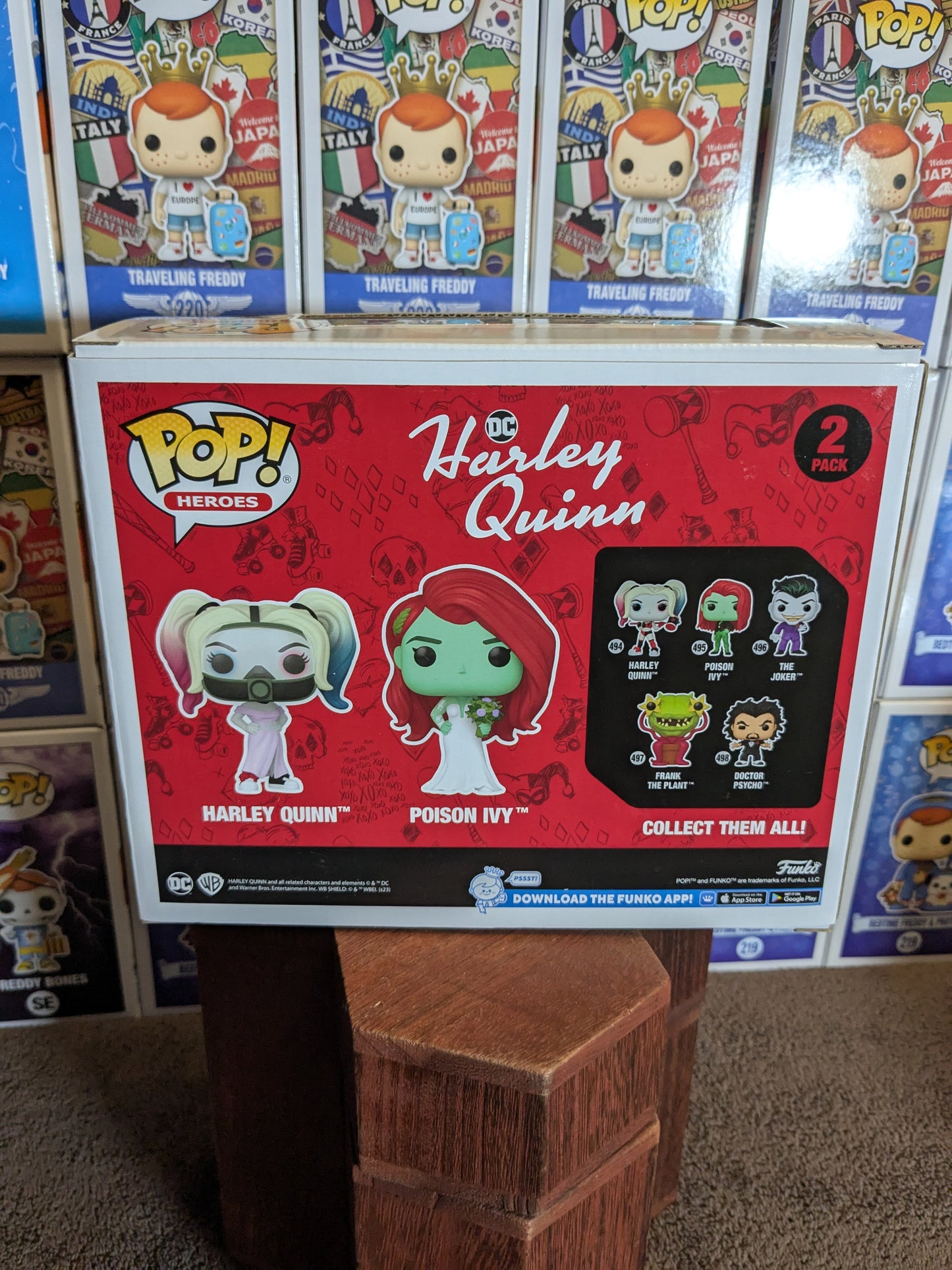 Funko pop : Harley Quinn & Poison Ivy (EEE) - CapyToys