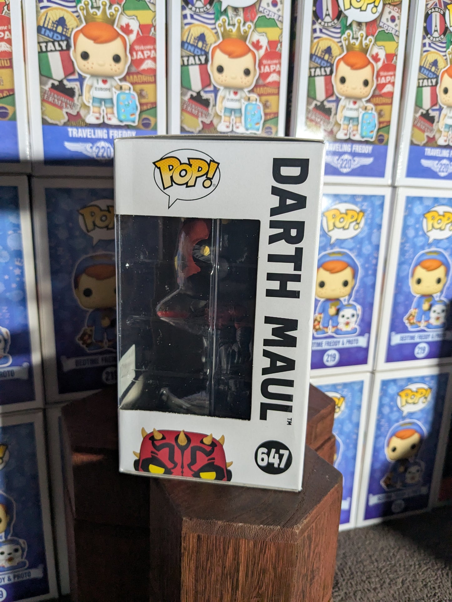 Funko pop 647 : Darth Maul (FC2022) - CapyToys