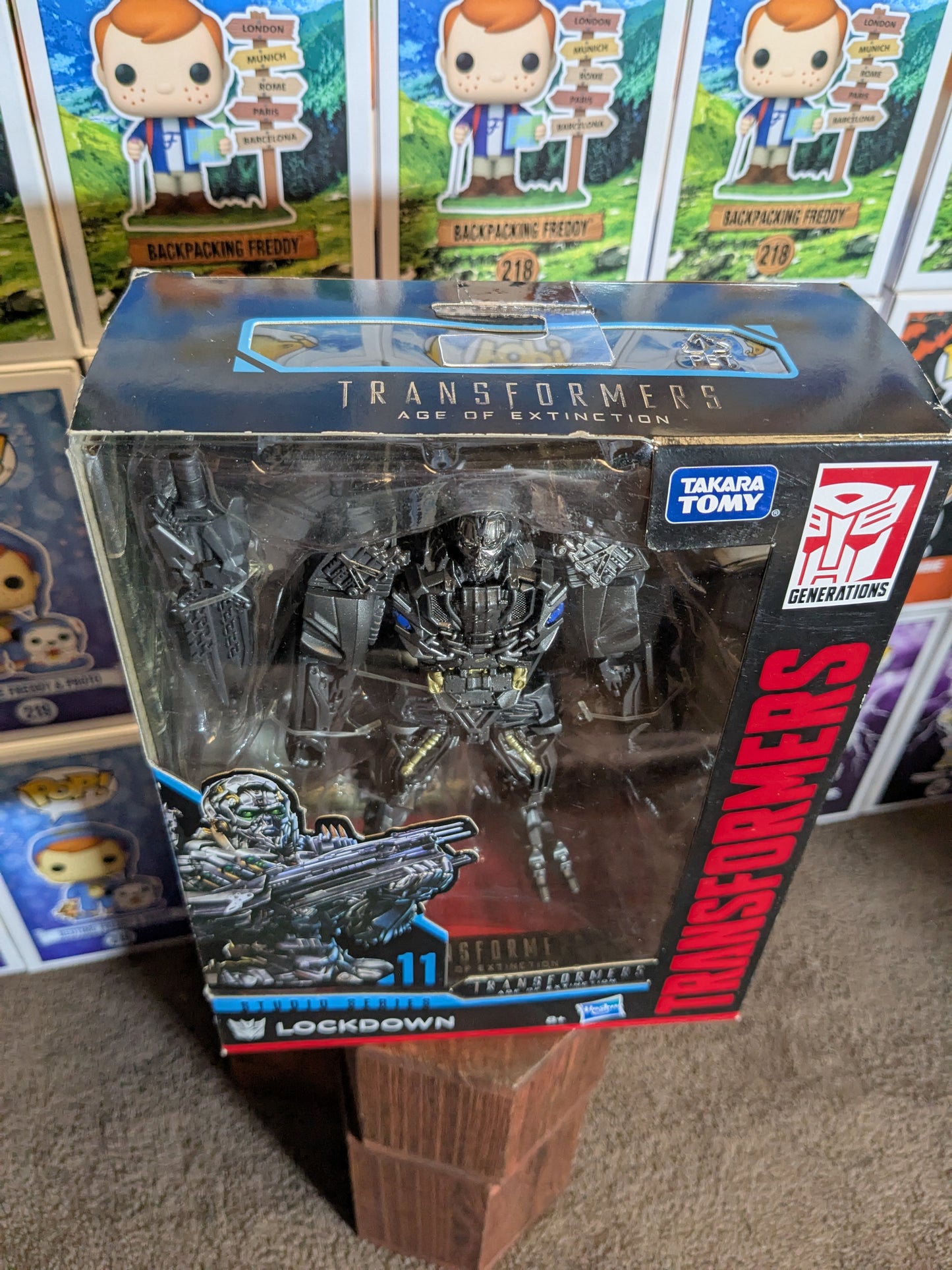 Studio Series 11: Lockdown