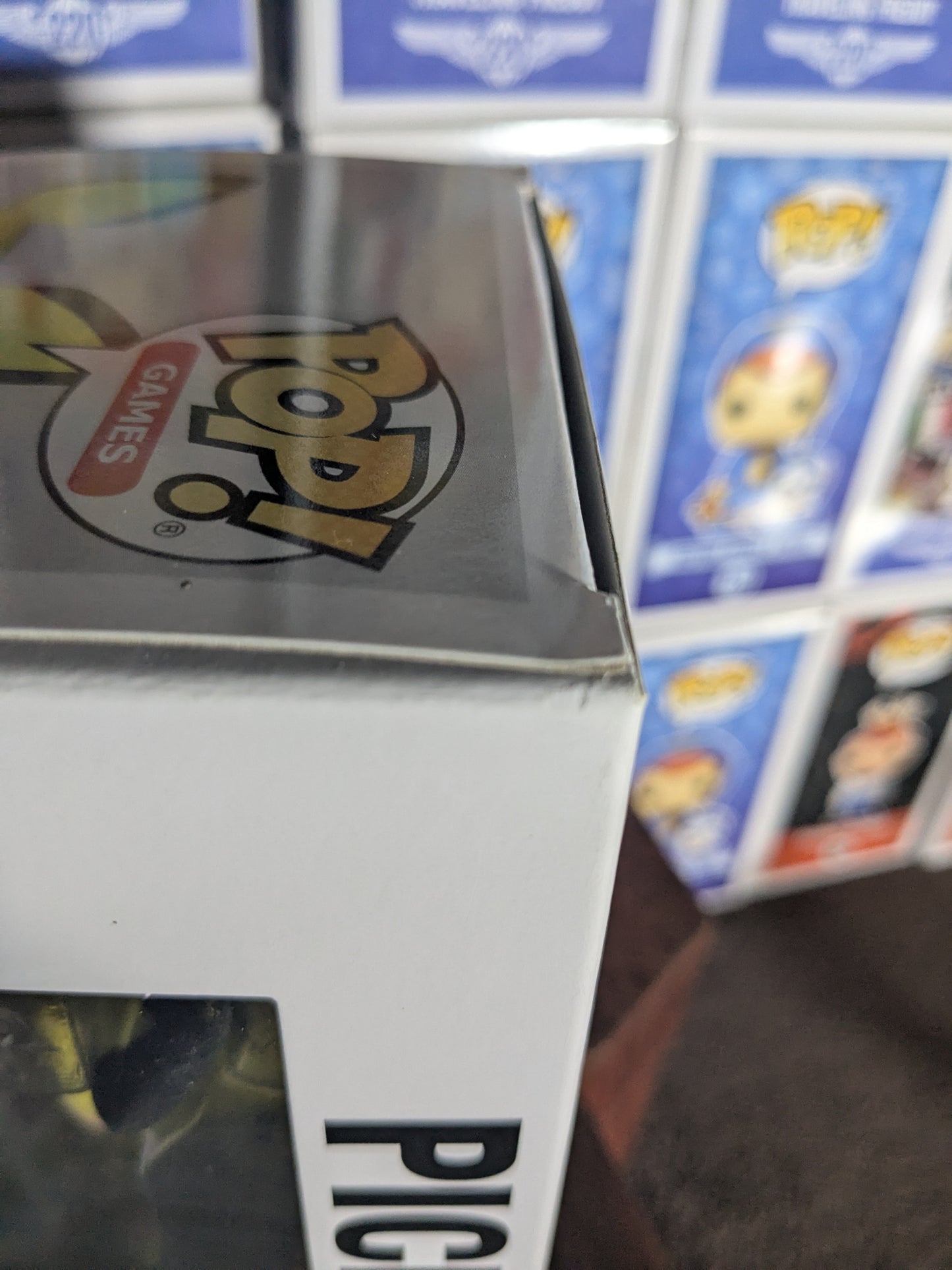 Funko pop 579 : Pichu (Flocked)