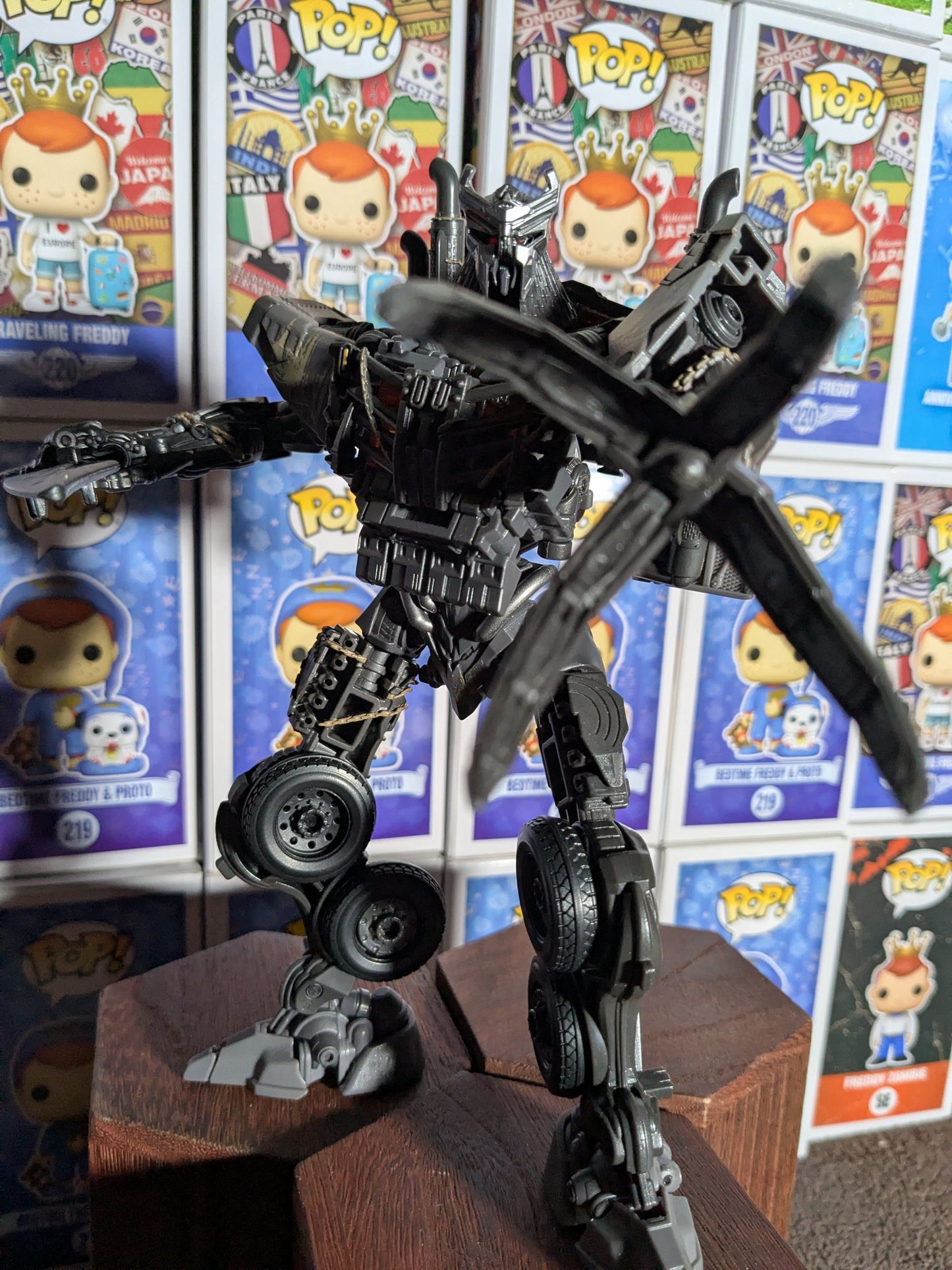 Studio Series 101 : Scourge