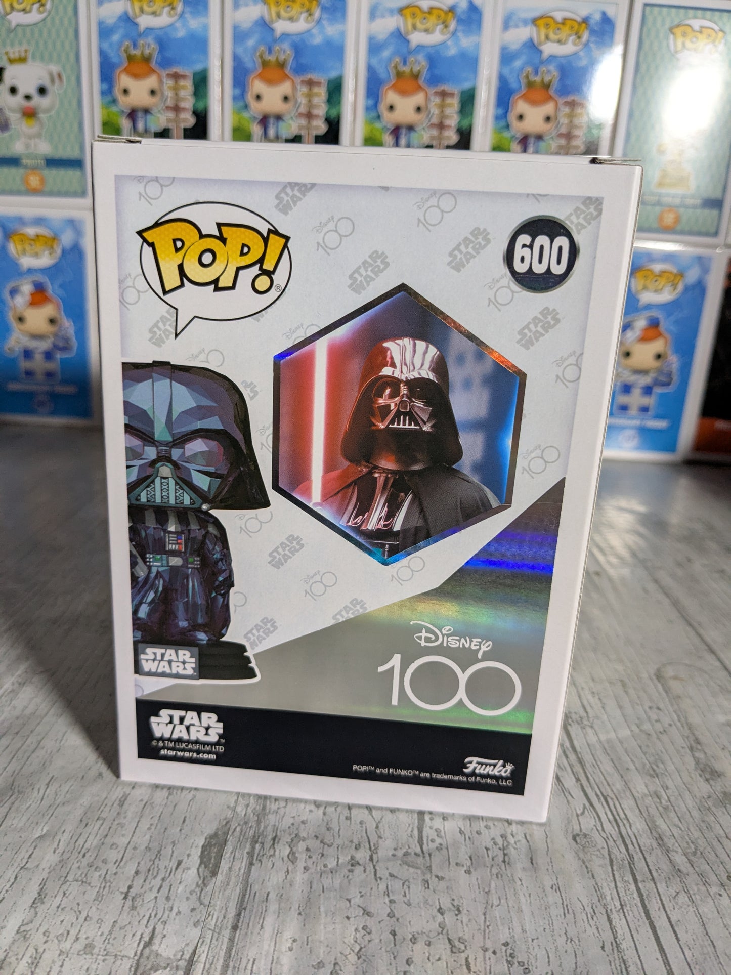Funko pop 600 : Darth Vader