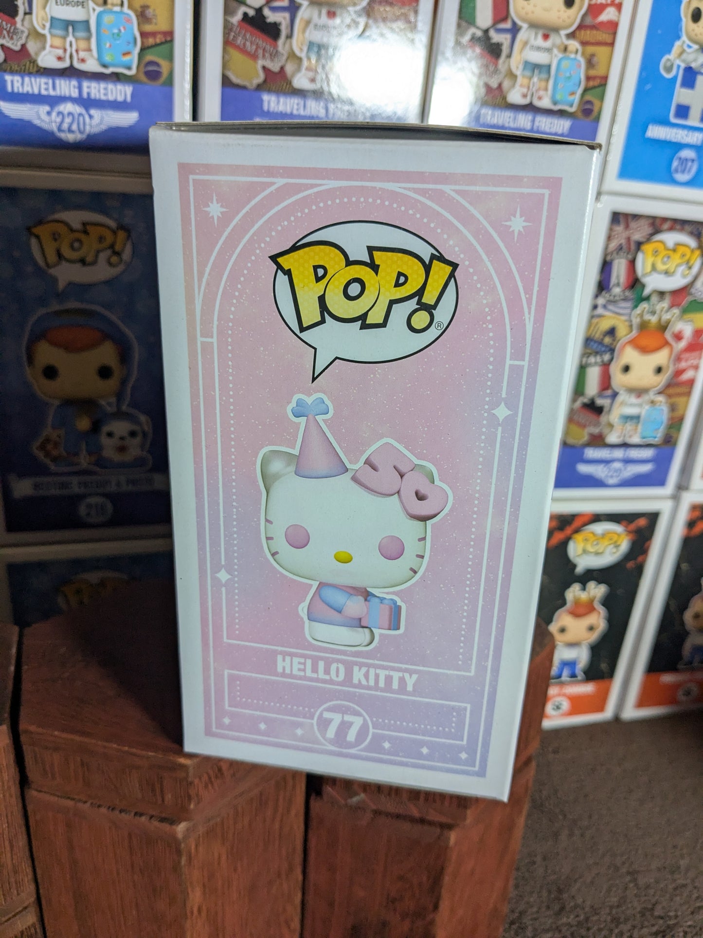 Funko pop 77: Hello Kitty (Glitter)