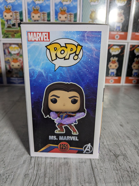Funko pop 1251 : Ms. Marvel (Glow)