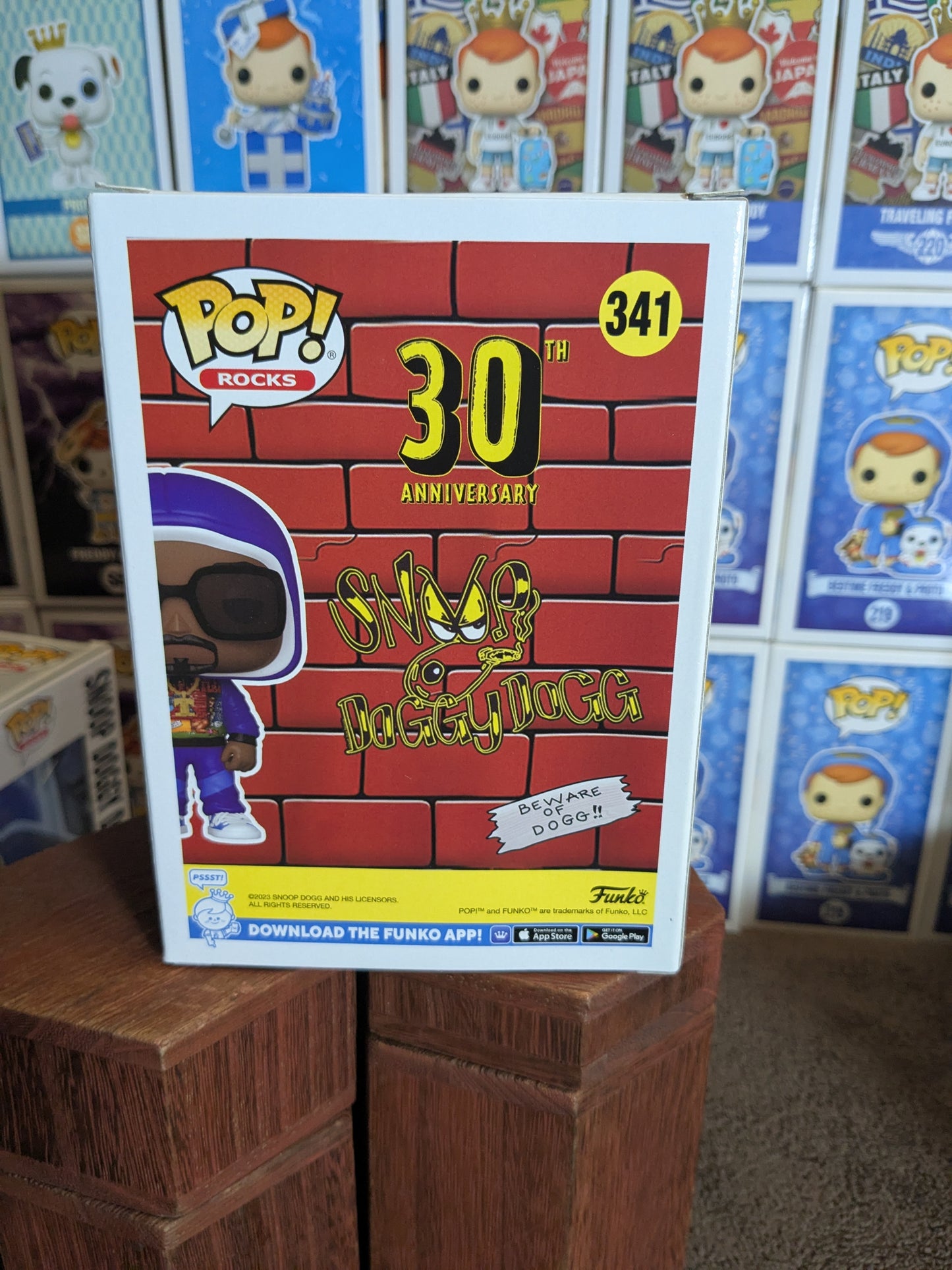 Funko pop 341 : Snoop Doggy Dogg with Hoodie - CapyToys