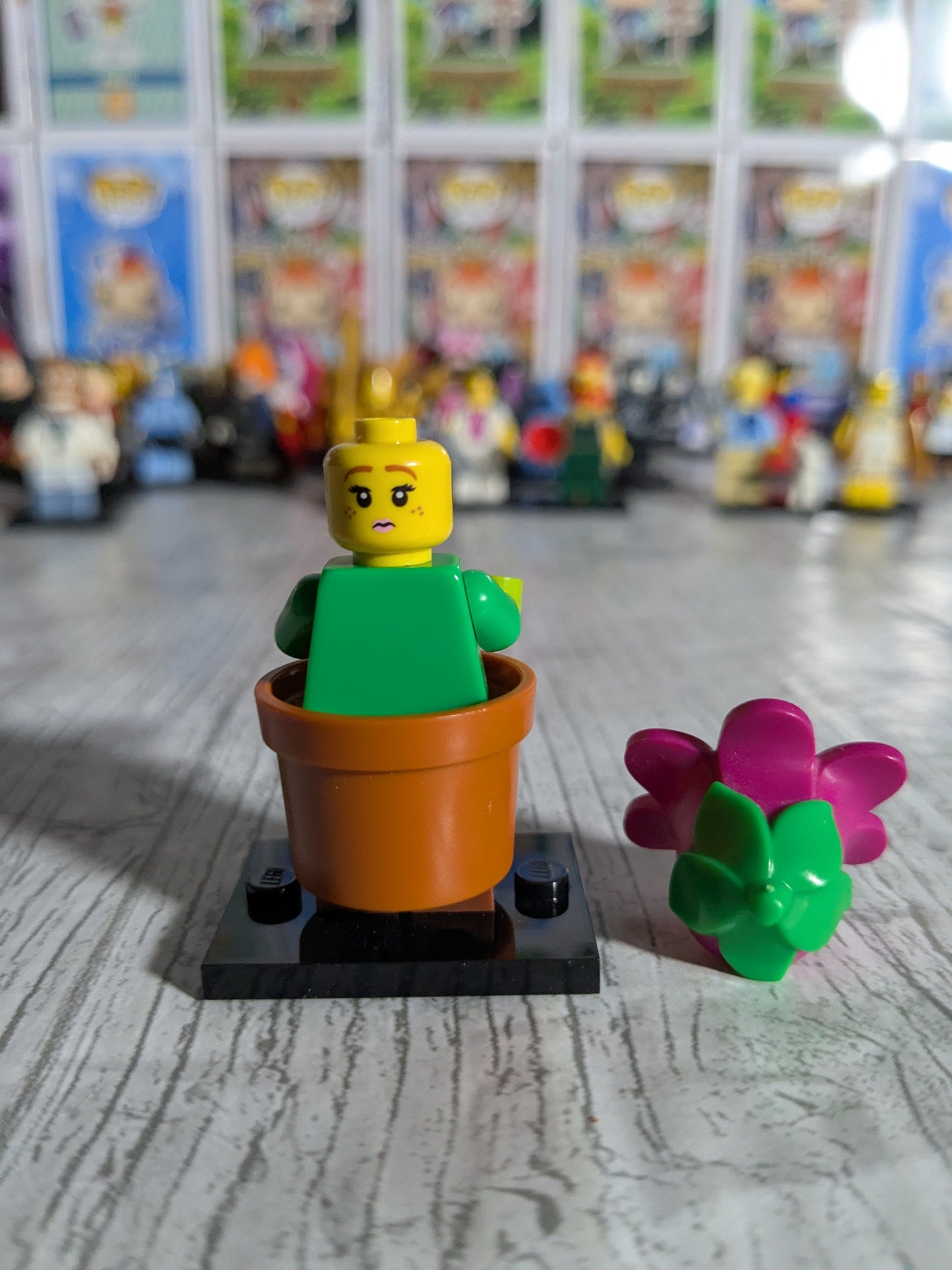 LEGO Minifigures : Flowerpot Girl