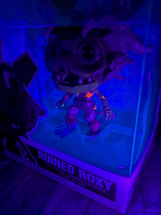 Funko pop 987 : Ruined Roxy