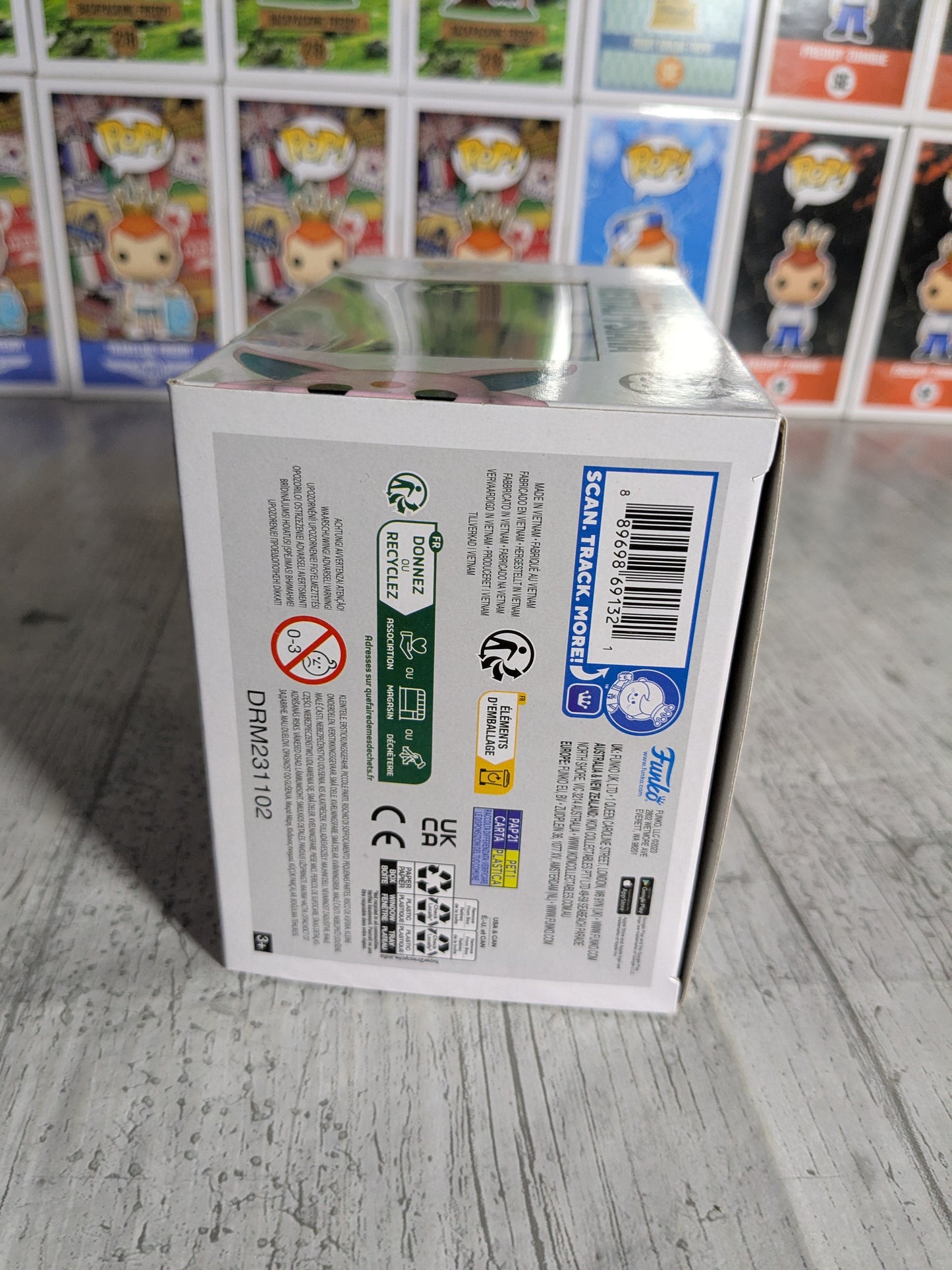 Funko pop 884 : Espeon / Mentali / Psiana (Flocked)