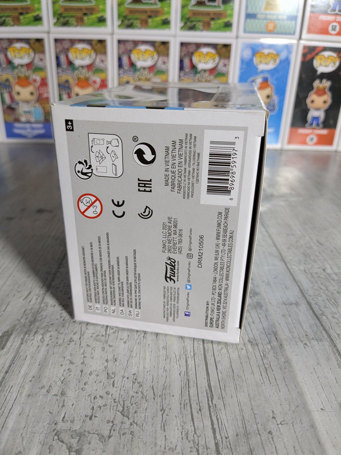 Funko pop 504 : Squirtle / Carapuce / Schiggy (Diamond/SC2021)(Damaged Box)