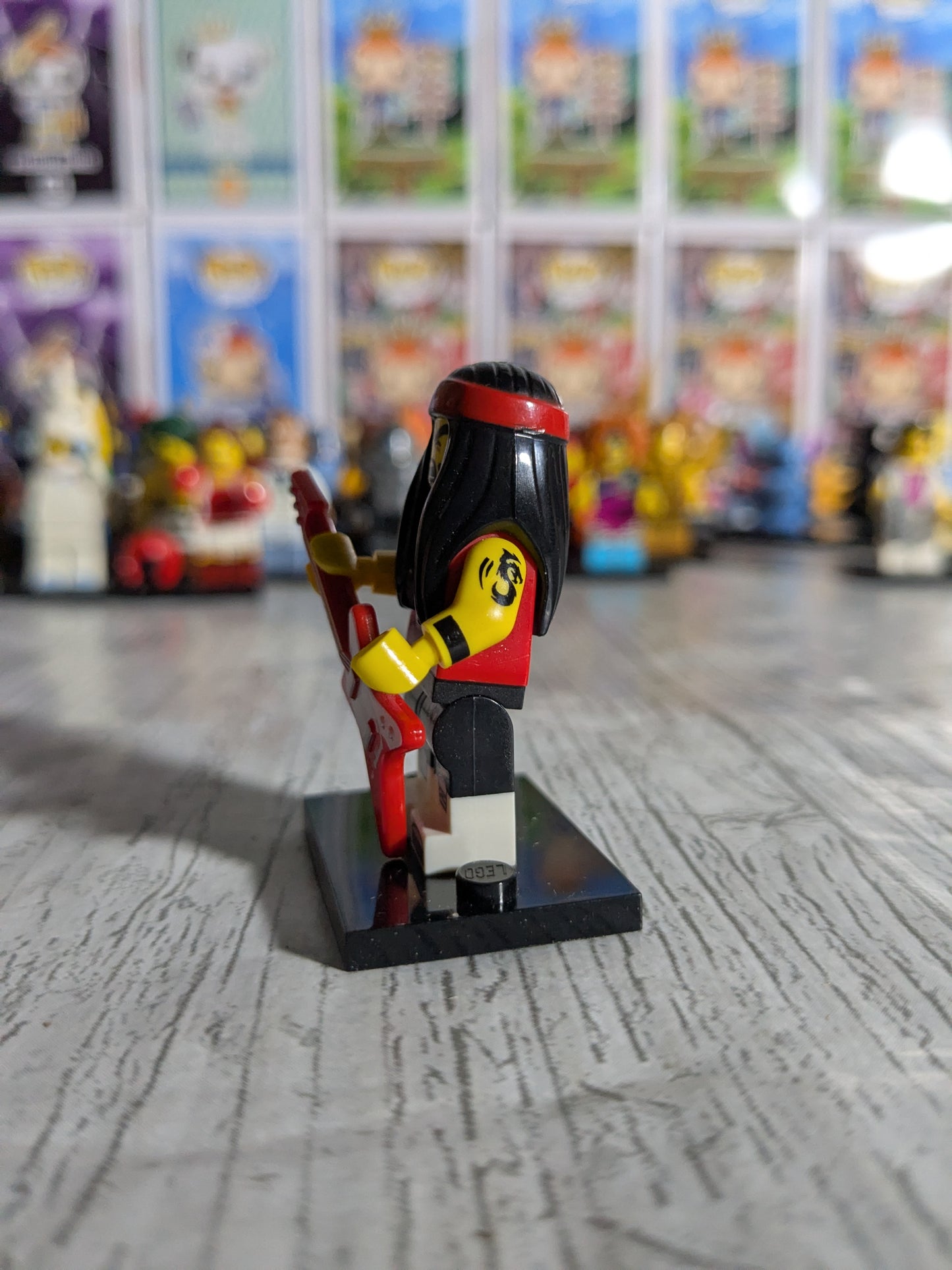 LEGO Minifigures : Gong & Guitar Rocker