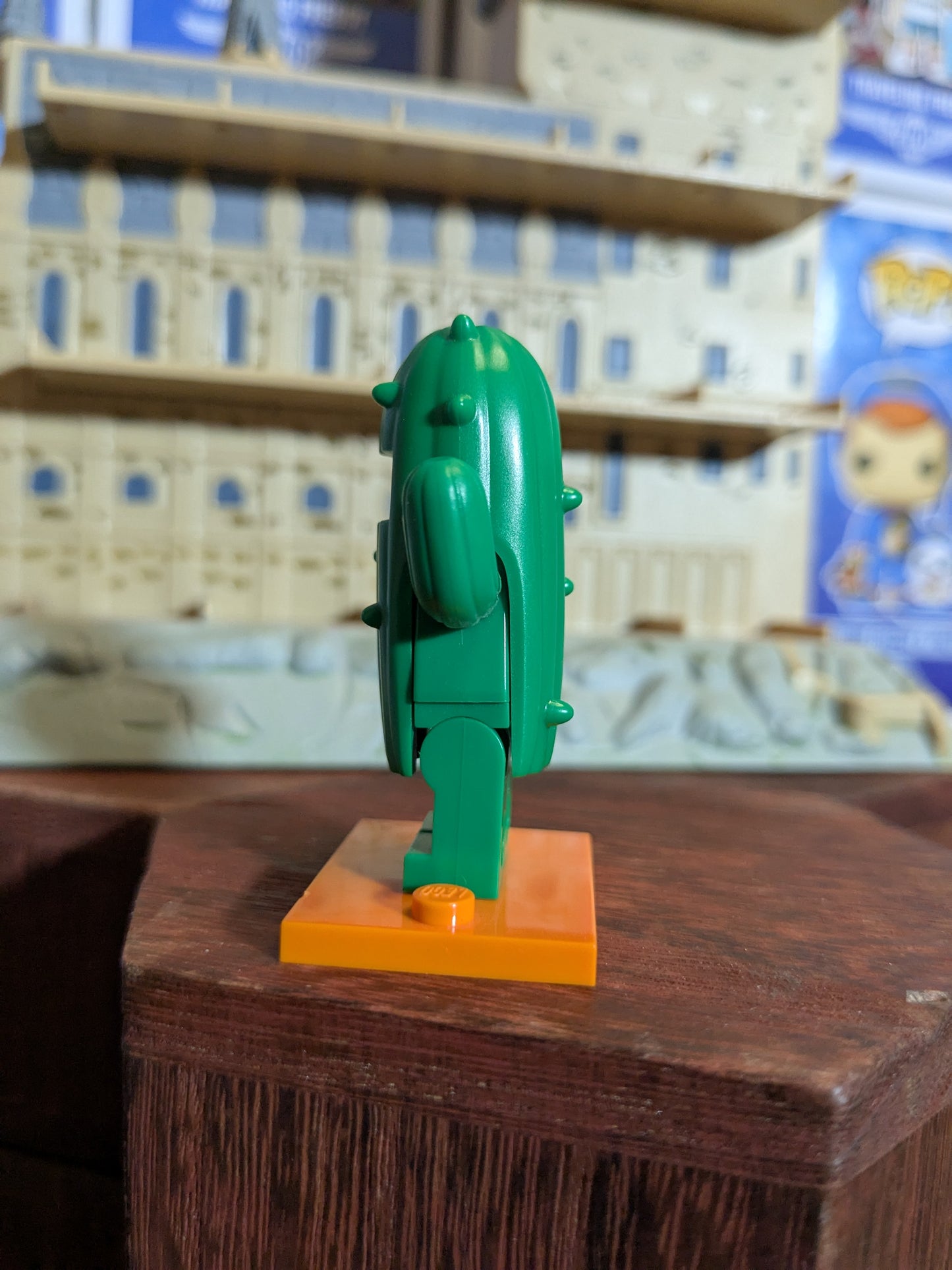 Lego Minifigures : Cactus Girl