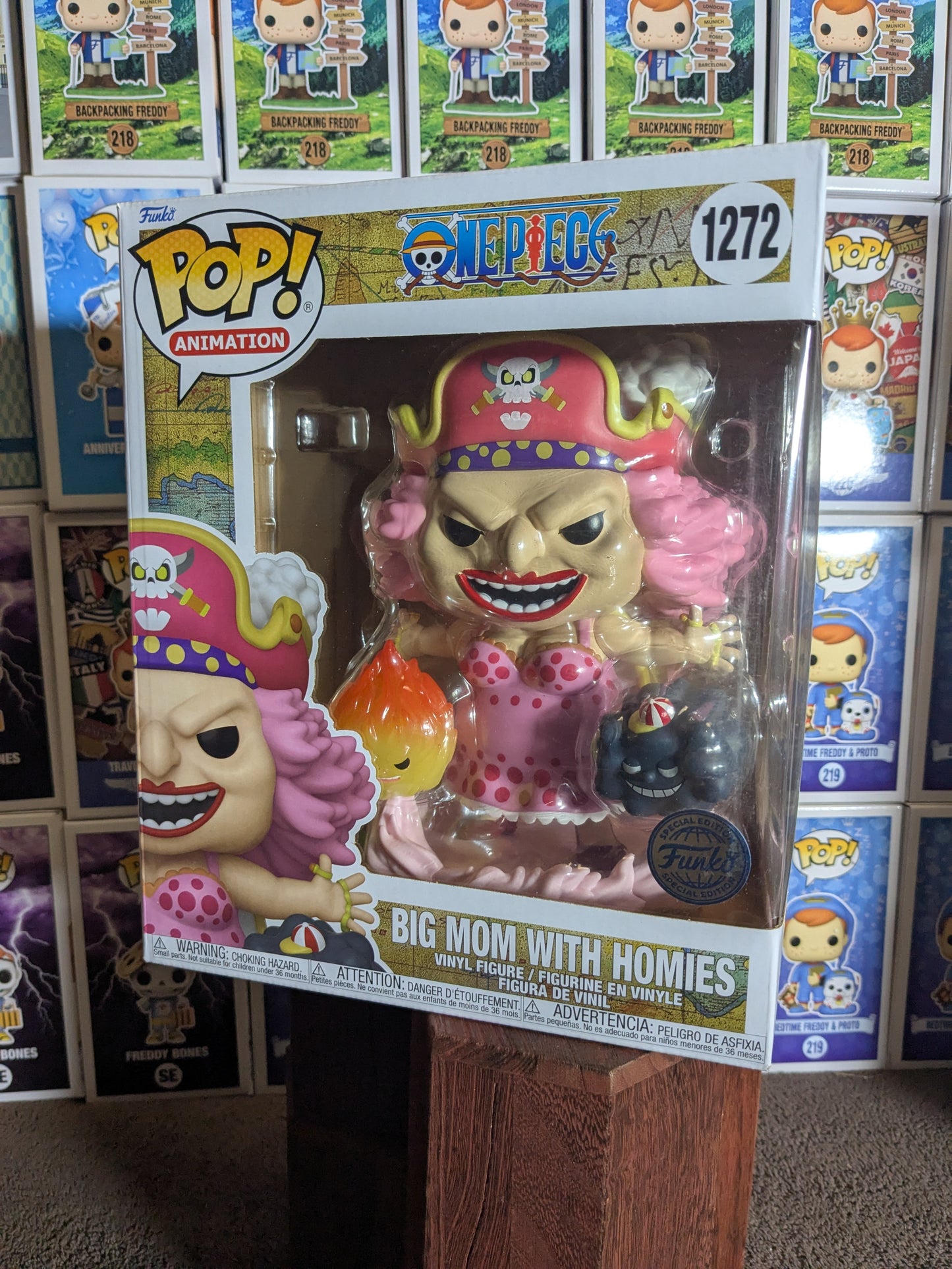 Funko pop 1272 : Big Mom with Homies