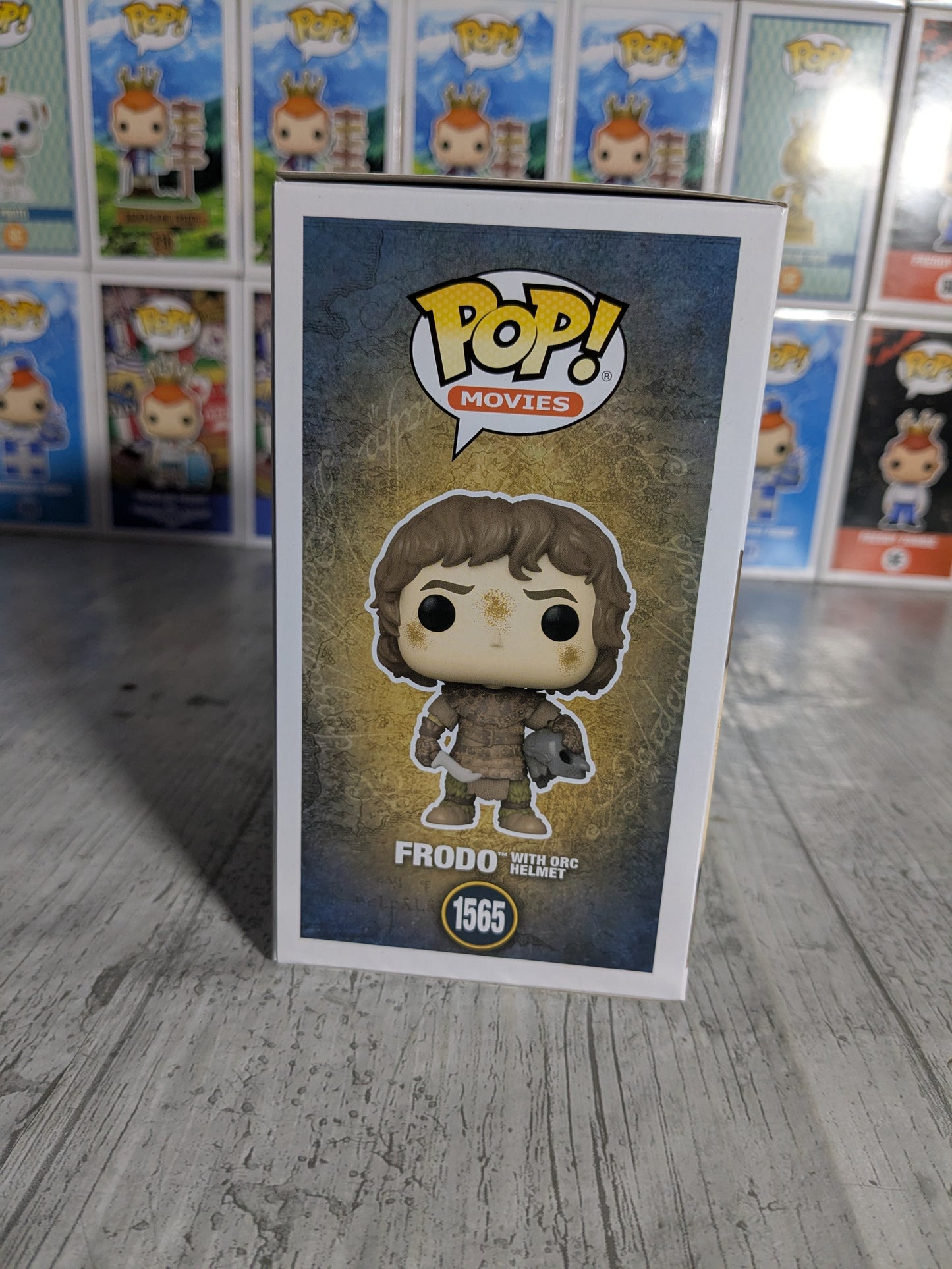 Funko pop 1565 : Frodo with orc helmet