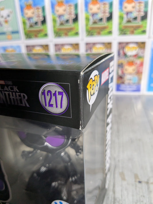 Funko pop 1217 : Black Panther (Lights and Sounds)