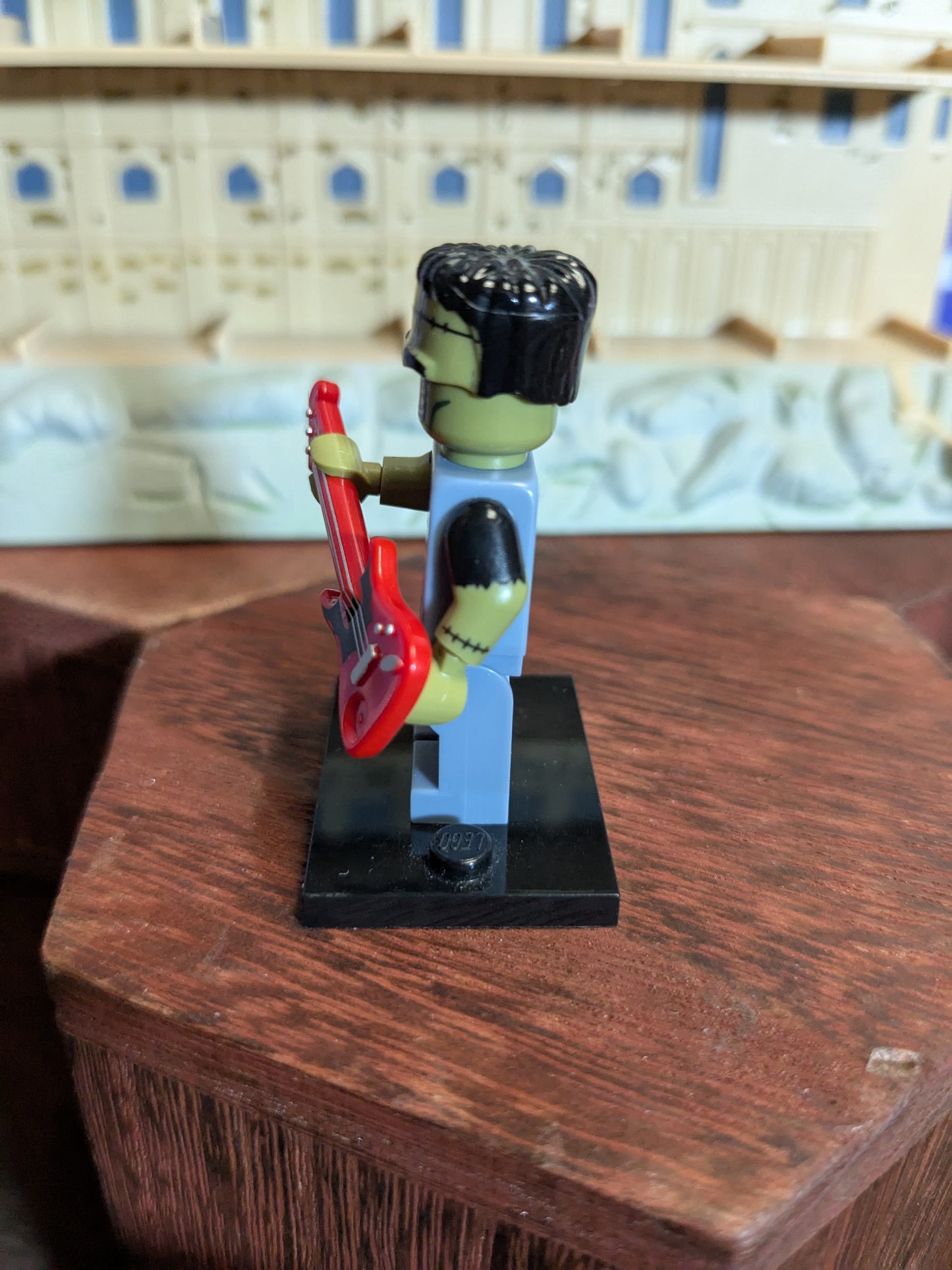 Lego Minifigures : Monster Rocker