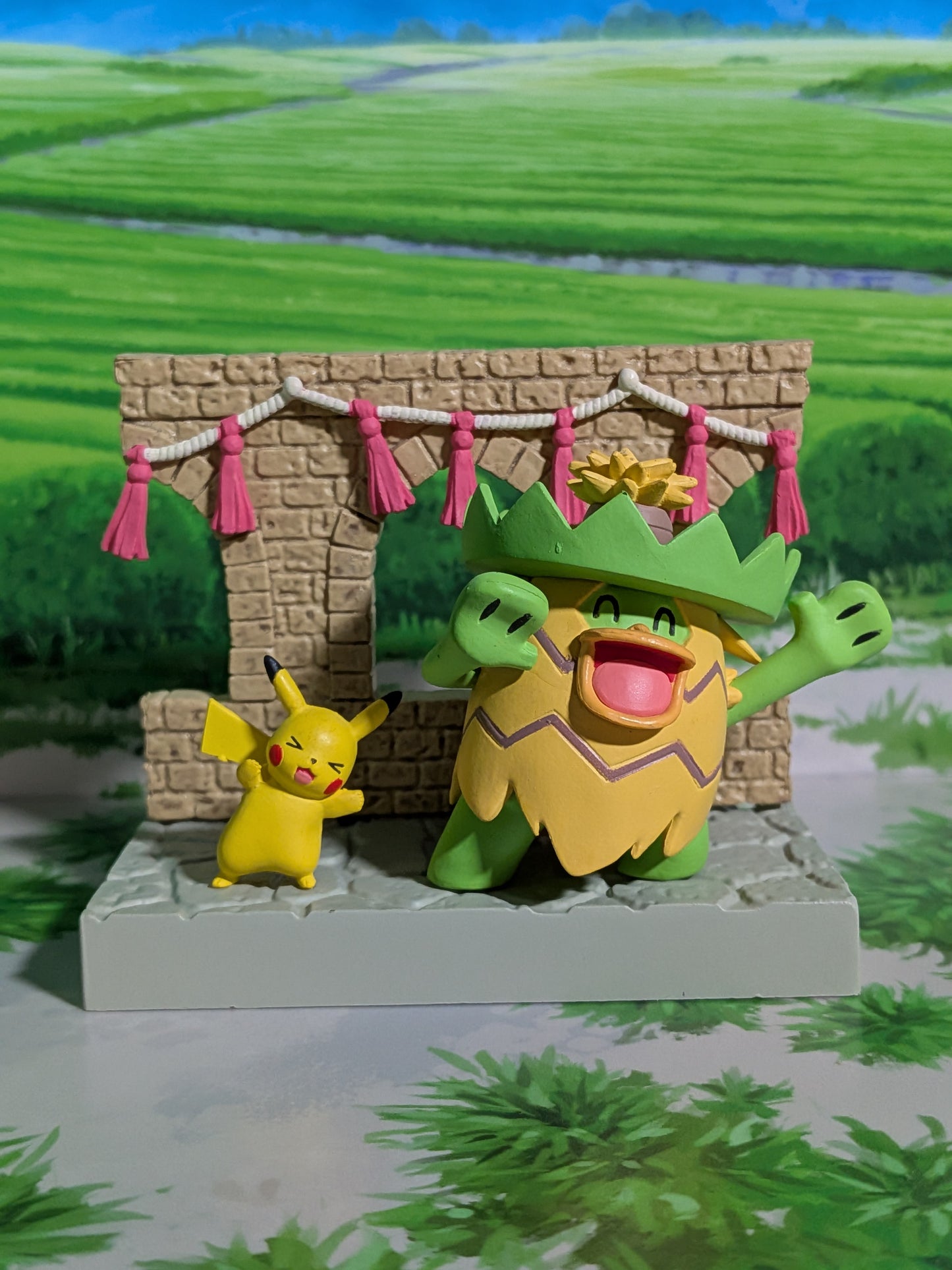 Re-Ment Pokémon Town 2 Festival Street Corner - Pikachu & Ludicolo (~10cm)