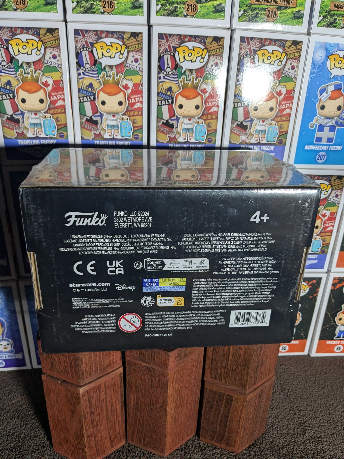 Funko pop Collector Box Knights of the Old Republic (GameStop) - CapyToys