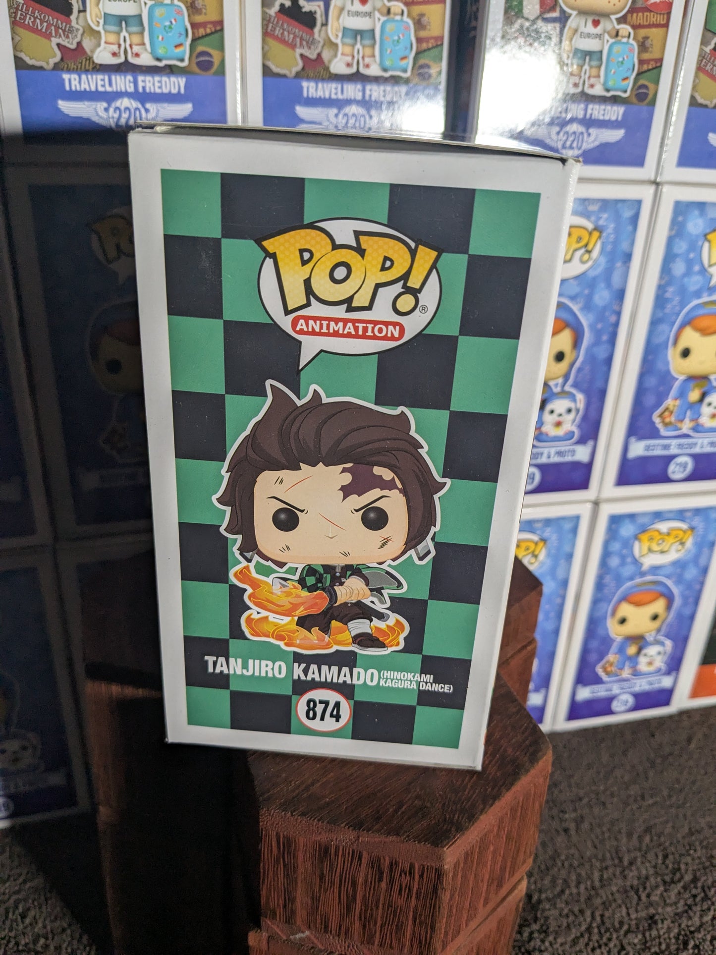 Funko Pop 874: Tanjiro Kamado Hinokami Kagura Dance (Chase)