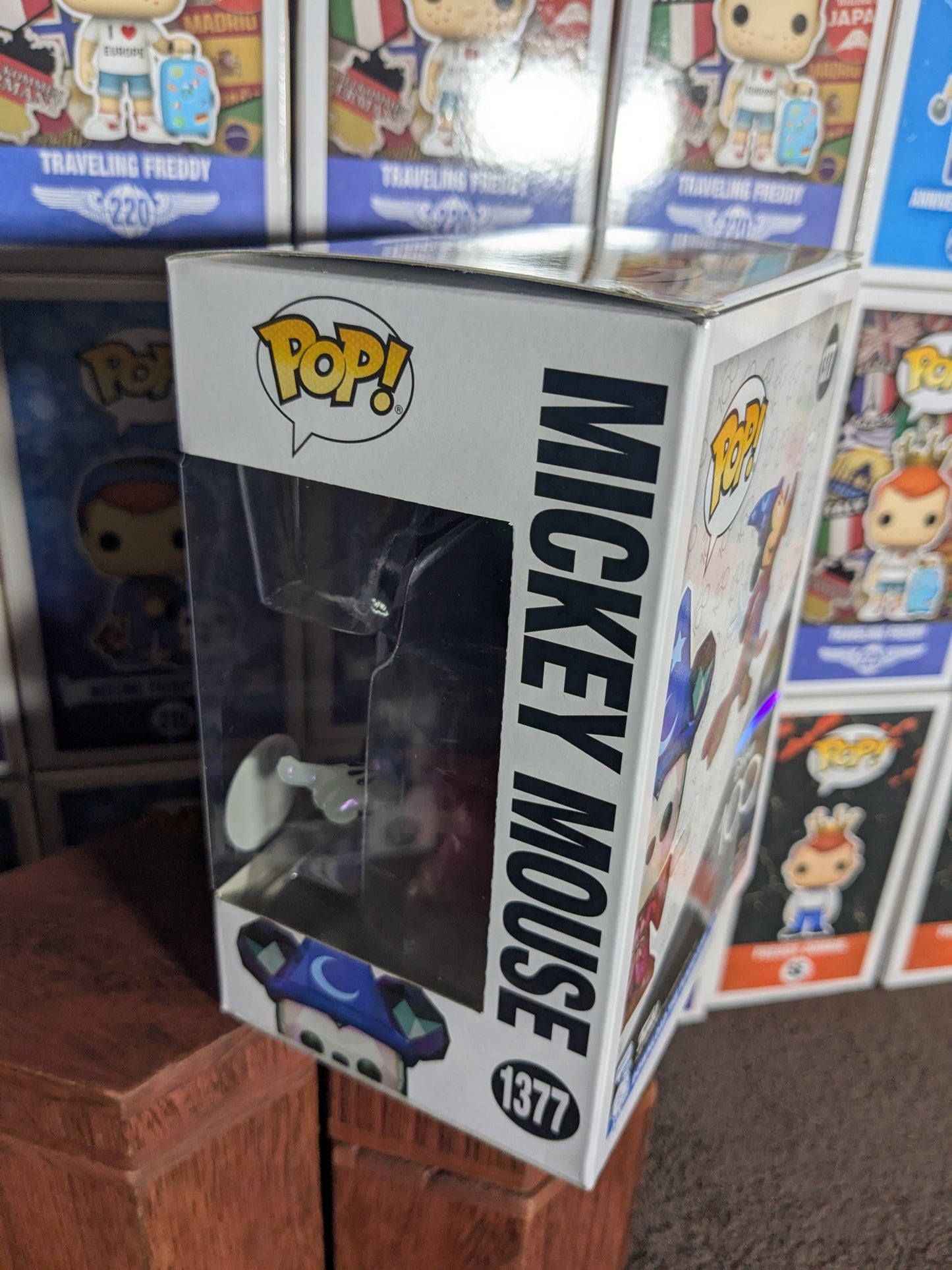 Funko pop 1377 : Mickey Mouse - CapyToys