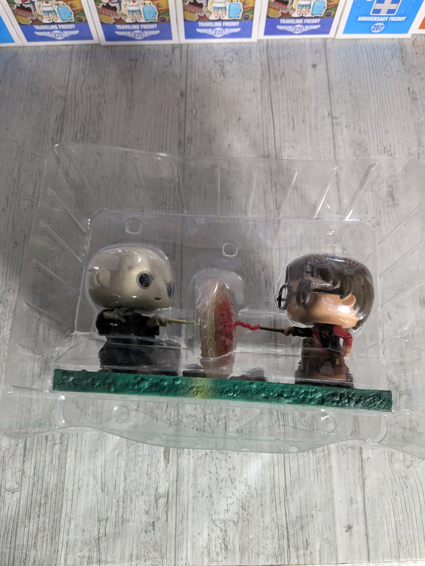 Funko pop 119 : Harry vs Voldemort (Opened/Damaged Box)
