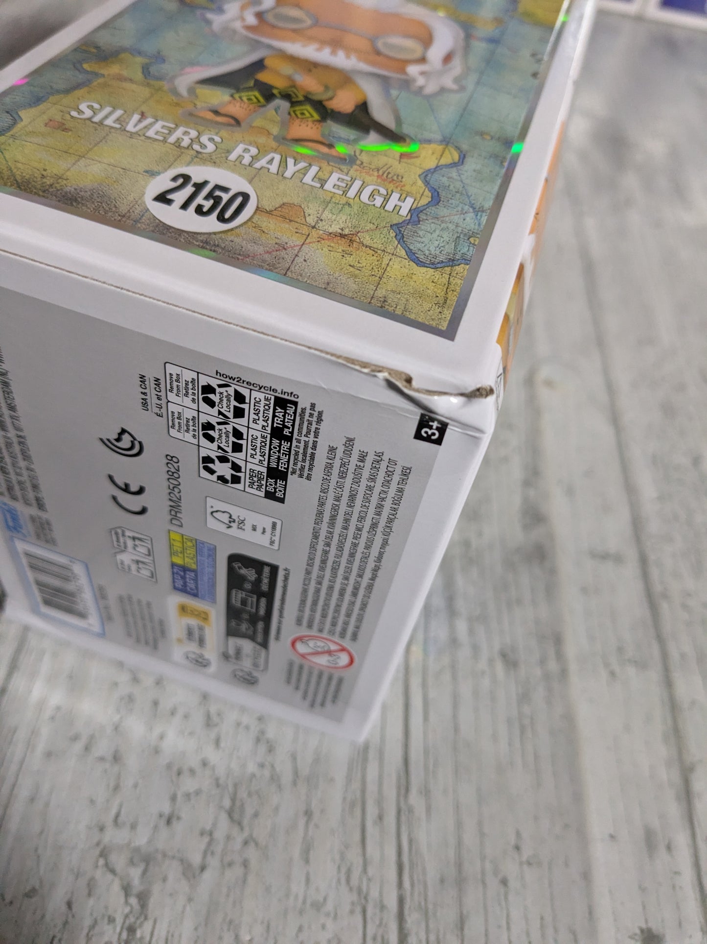 Funko pop One Piece #2150 - Silvers Rayleigh (Opened/Damaged Box)