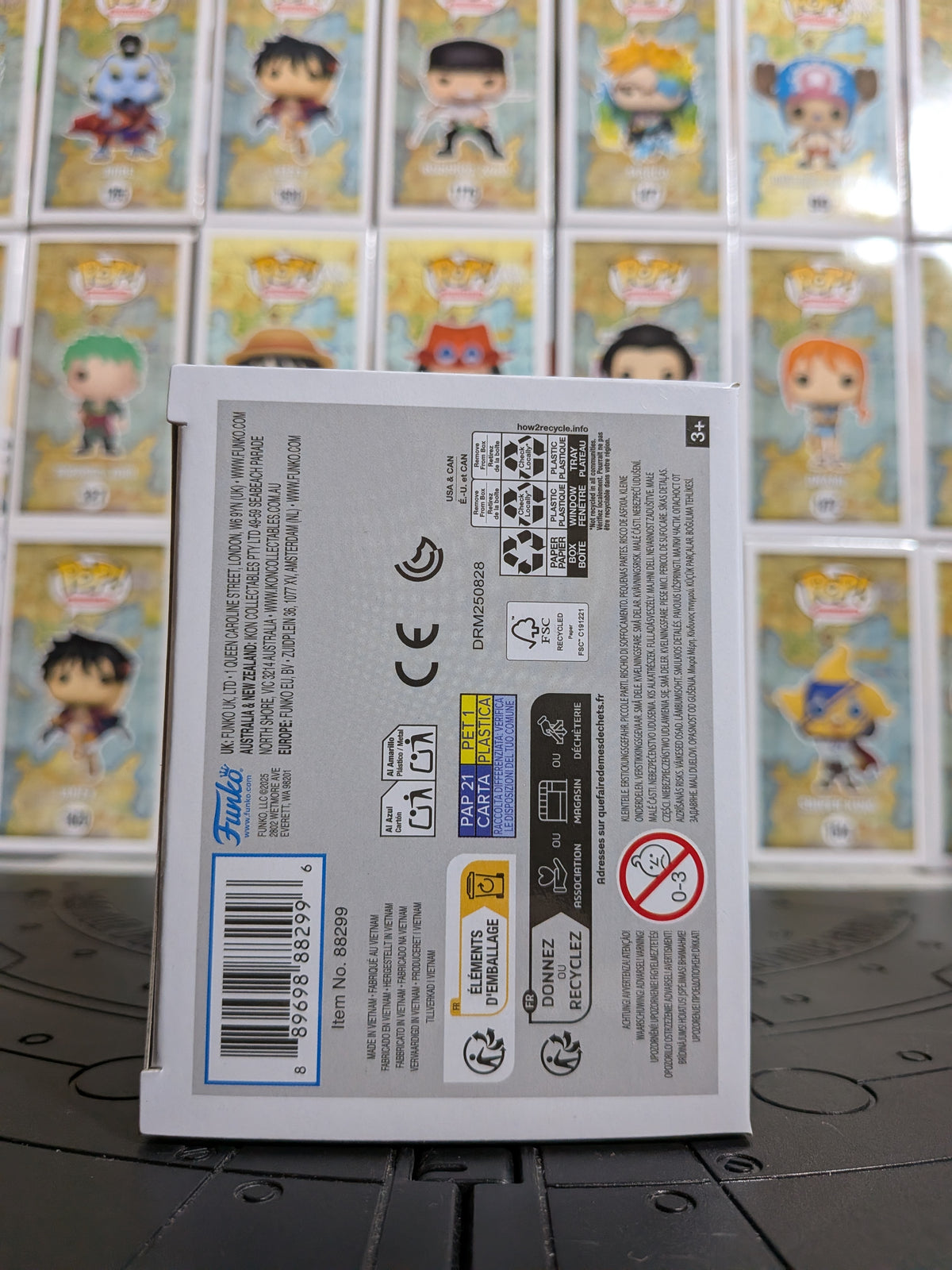 Funko Pop! Plus One Piece #2138 - Monkey D. Luffy (Metallic/Special Edition)