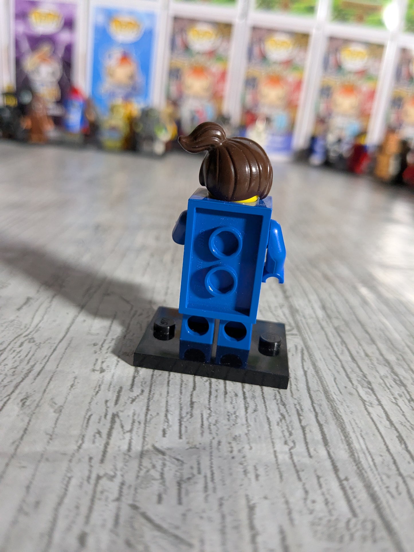LEGO Minifigures : Brick Suit Girl