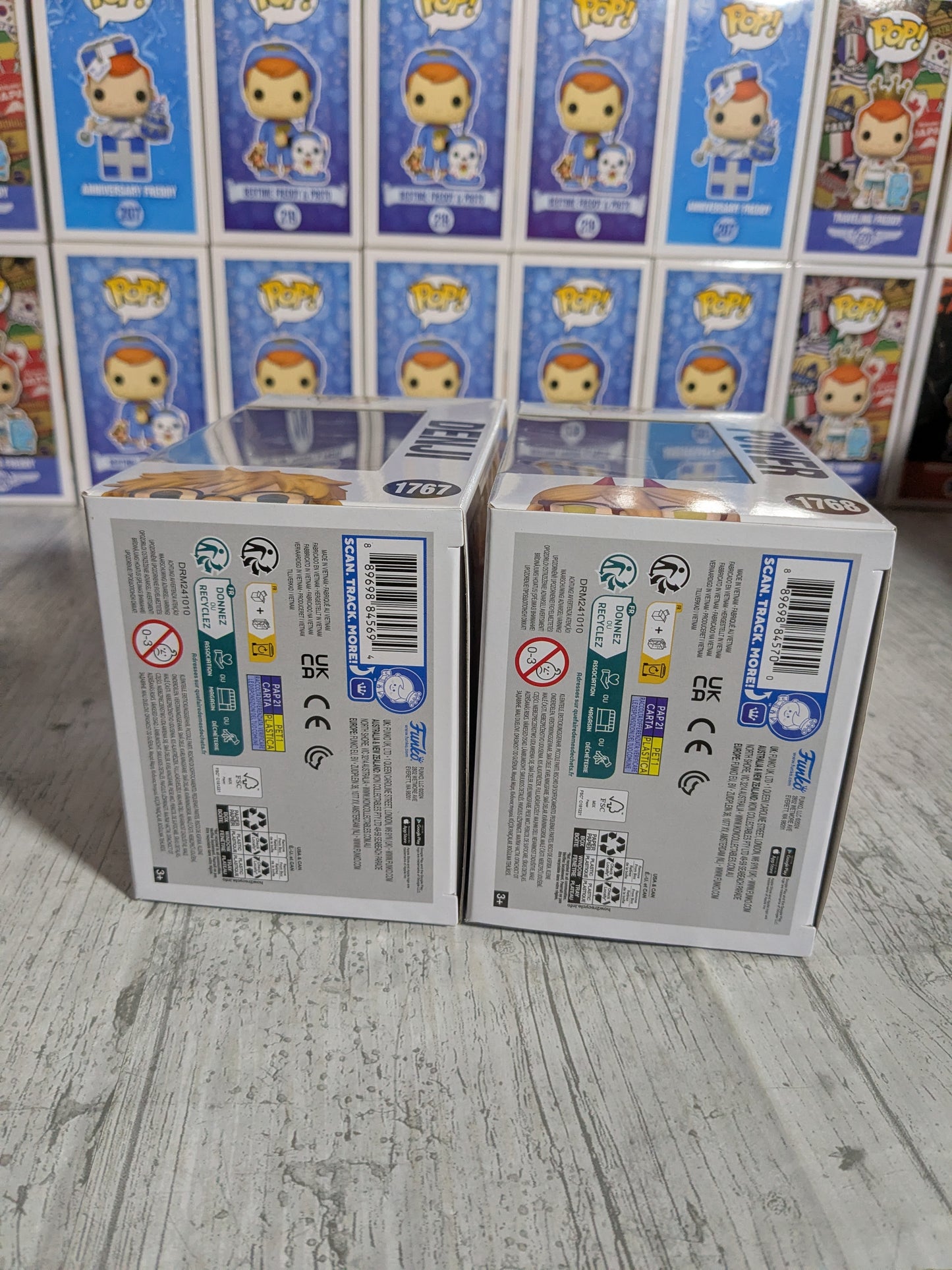 Funko pop Chainsaw Man - Denji & Power Operation Super Smart Bundle