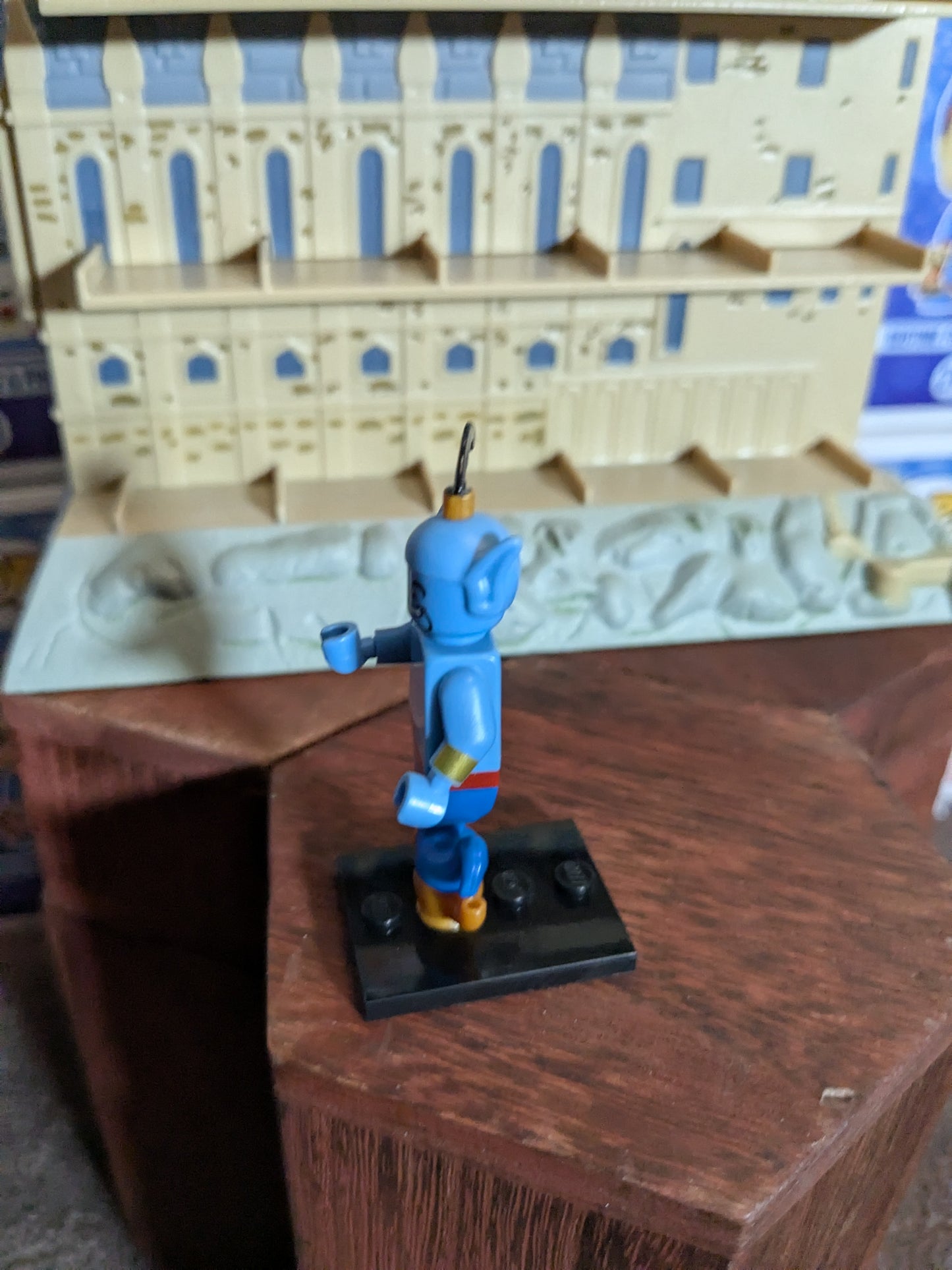 Lego Minifigures : Genie
