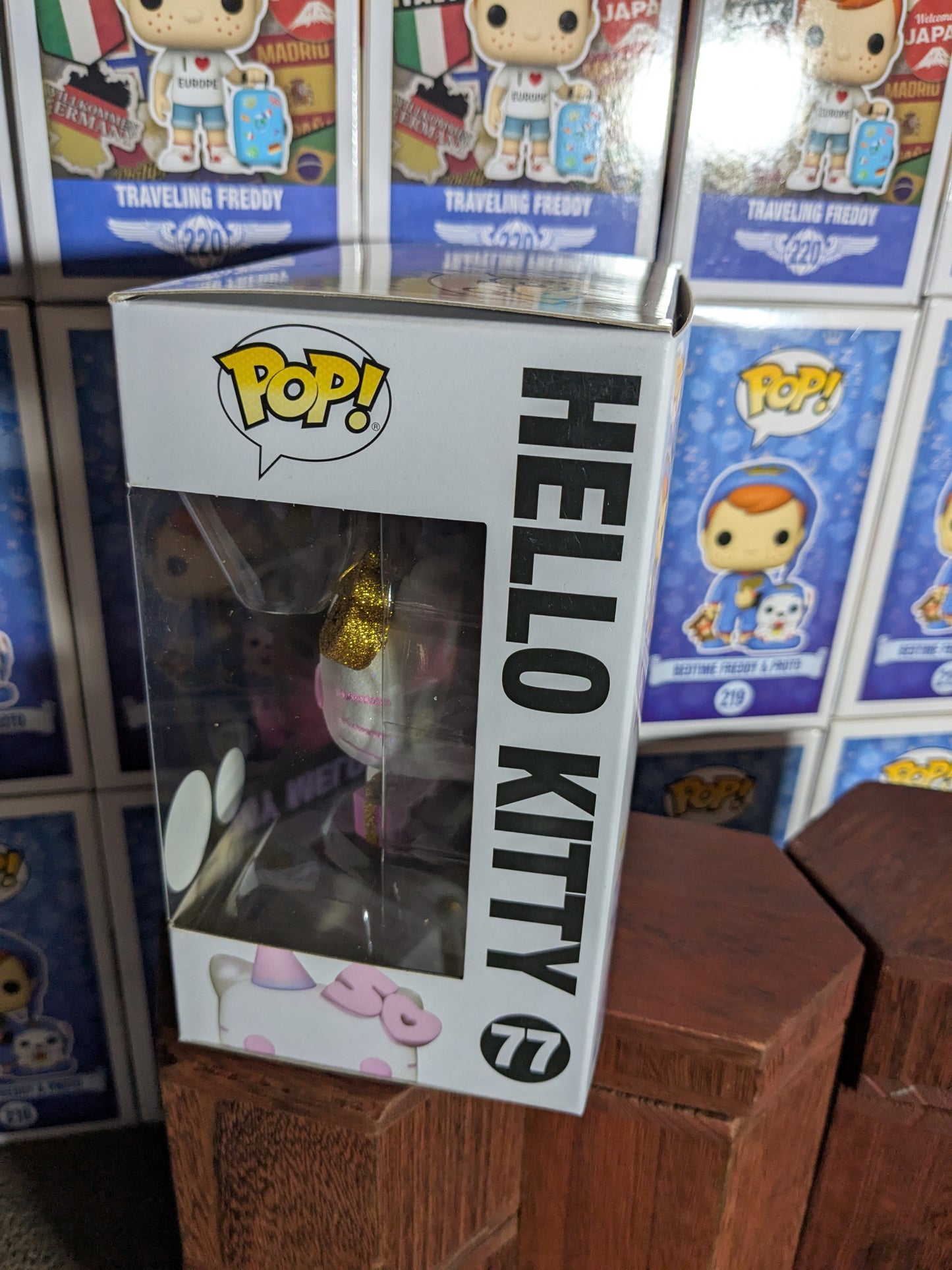Funko pop 77: Hello Kitty (Glitter)
