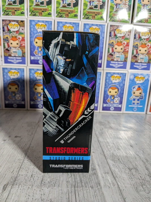 Hasbro Transformers Studio Series Voyager Class - Thundercracker (16,5cm)