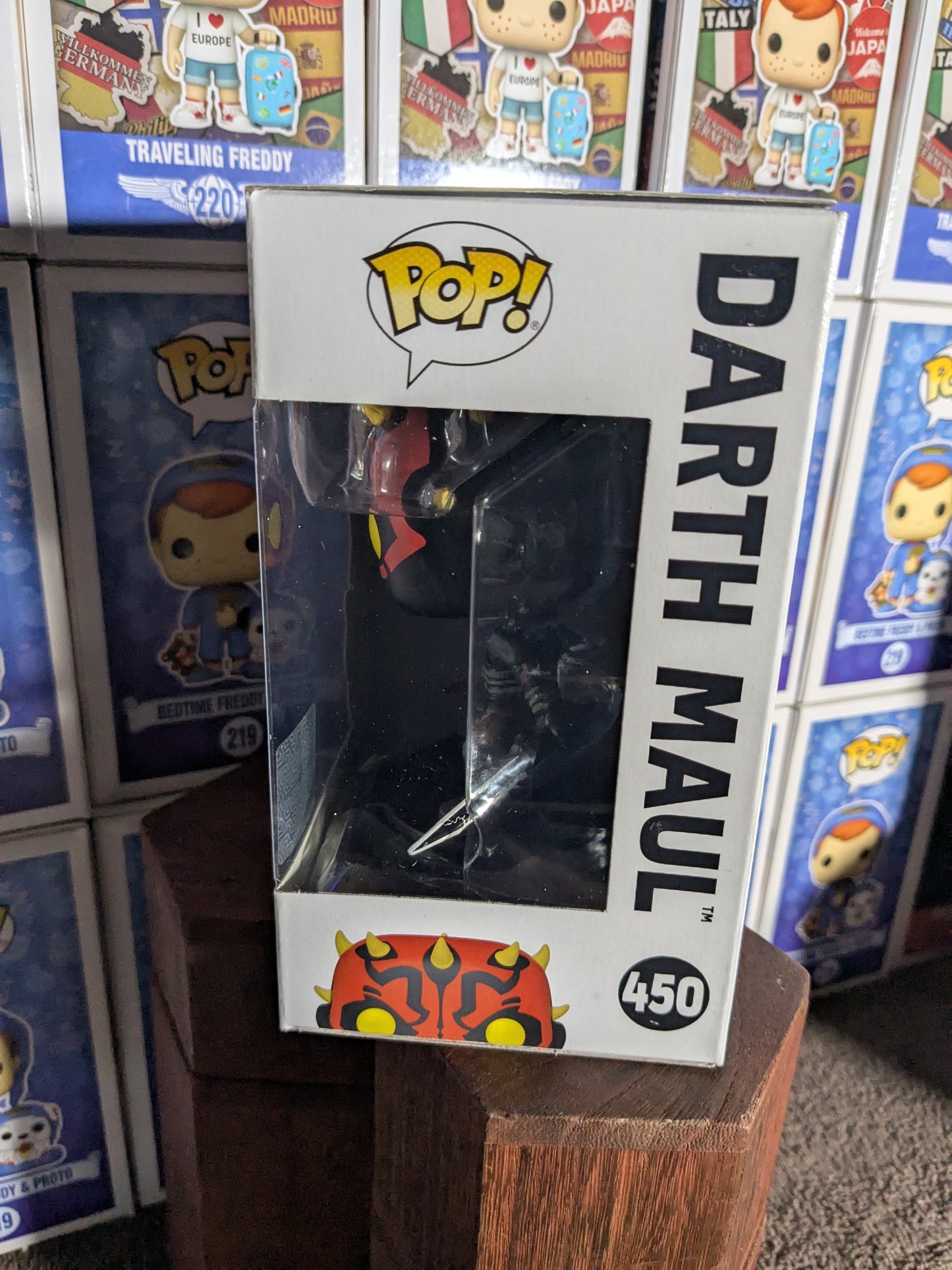 Funko pop 450 : Darth Maul (CCE/Damaged Box) - CapyToys