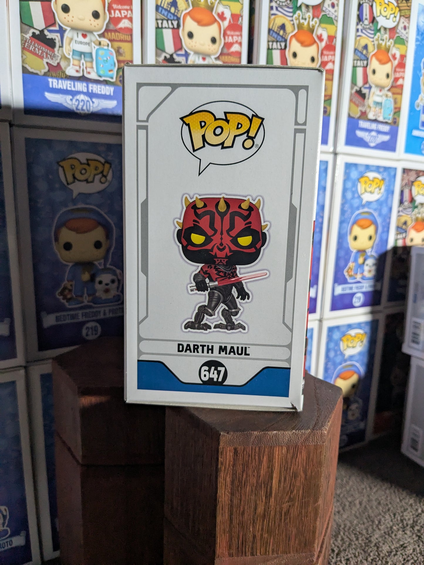 Funko pop 647 : Darth Maul (FC2022) - CapyToys
