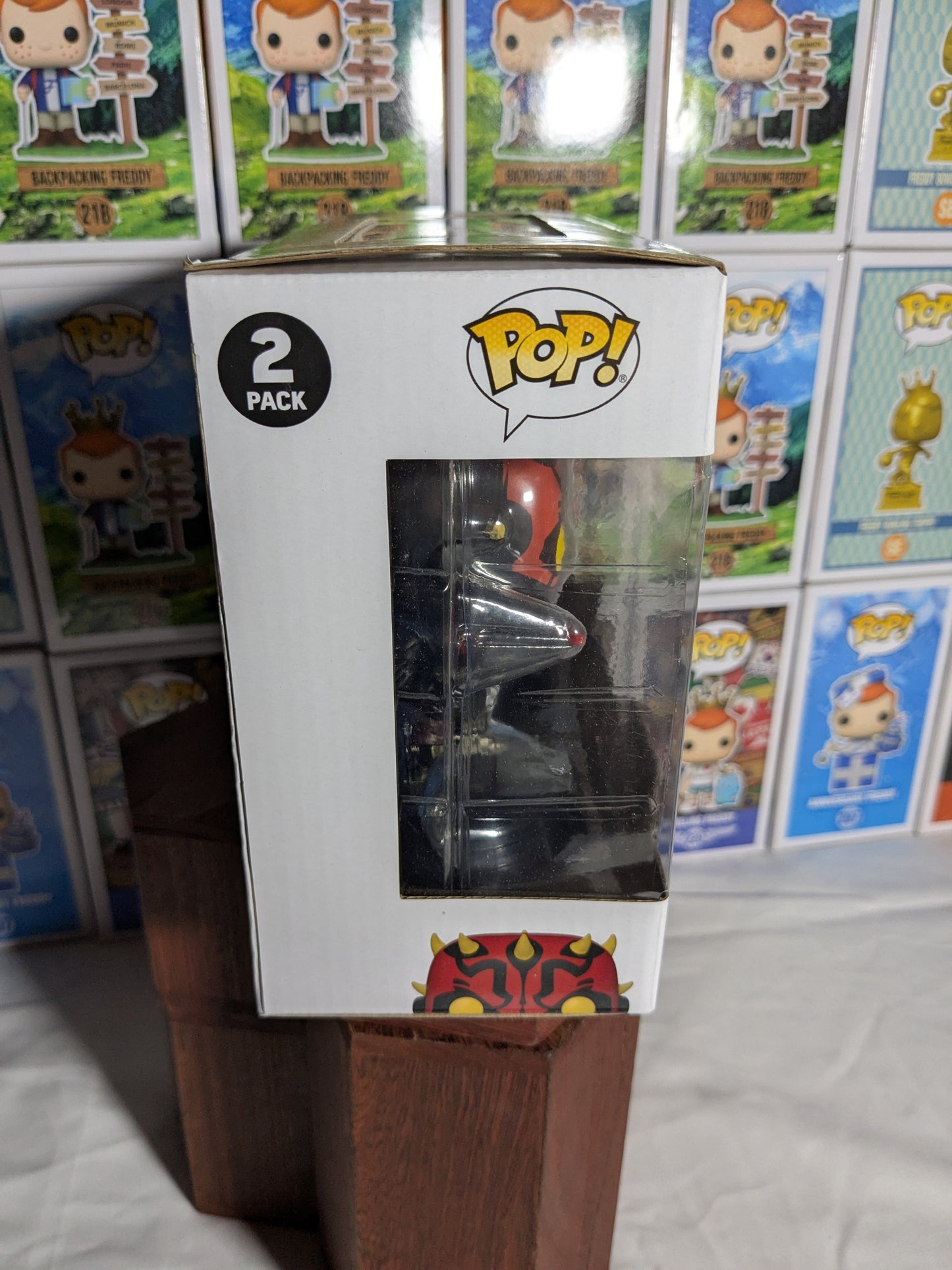 Funko pop : Darth Maul & Gar Saxon (Glow/Damaged Box/Opened)