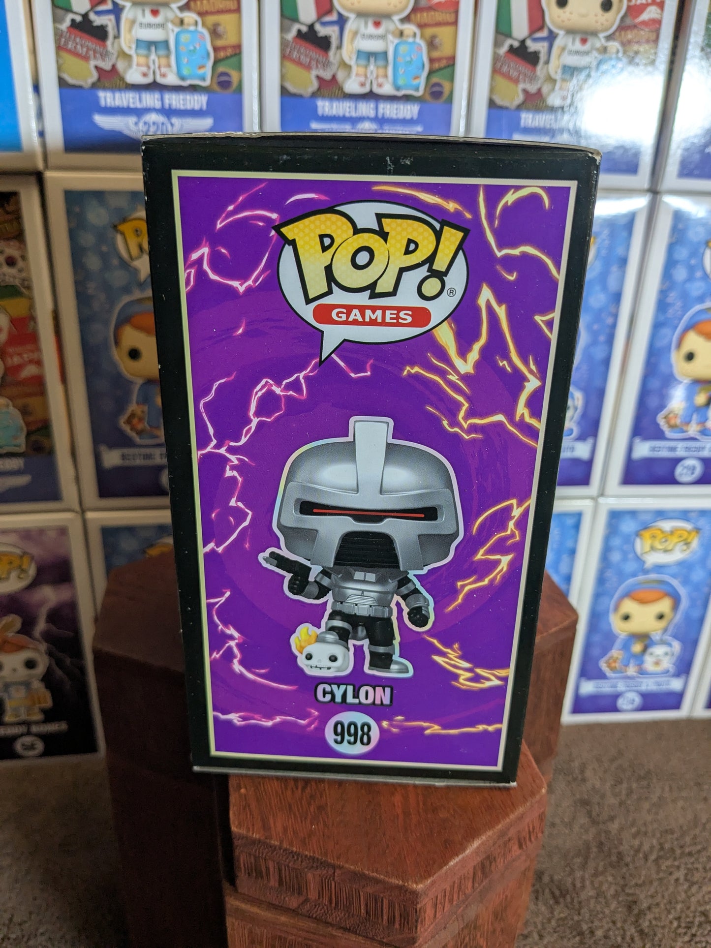 Funko pop 998 : Cylon (Chase)