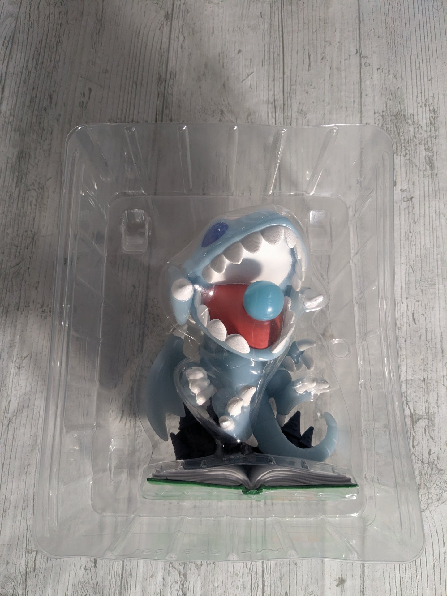 Funko pop 1478 : Blue-Eyes Toon Dragon (Glow/Damaged Box/Opened)