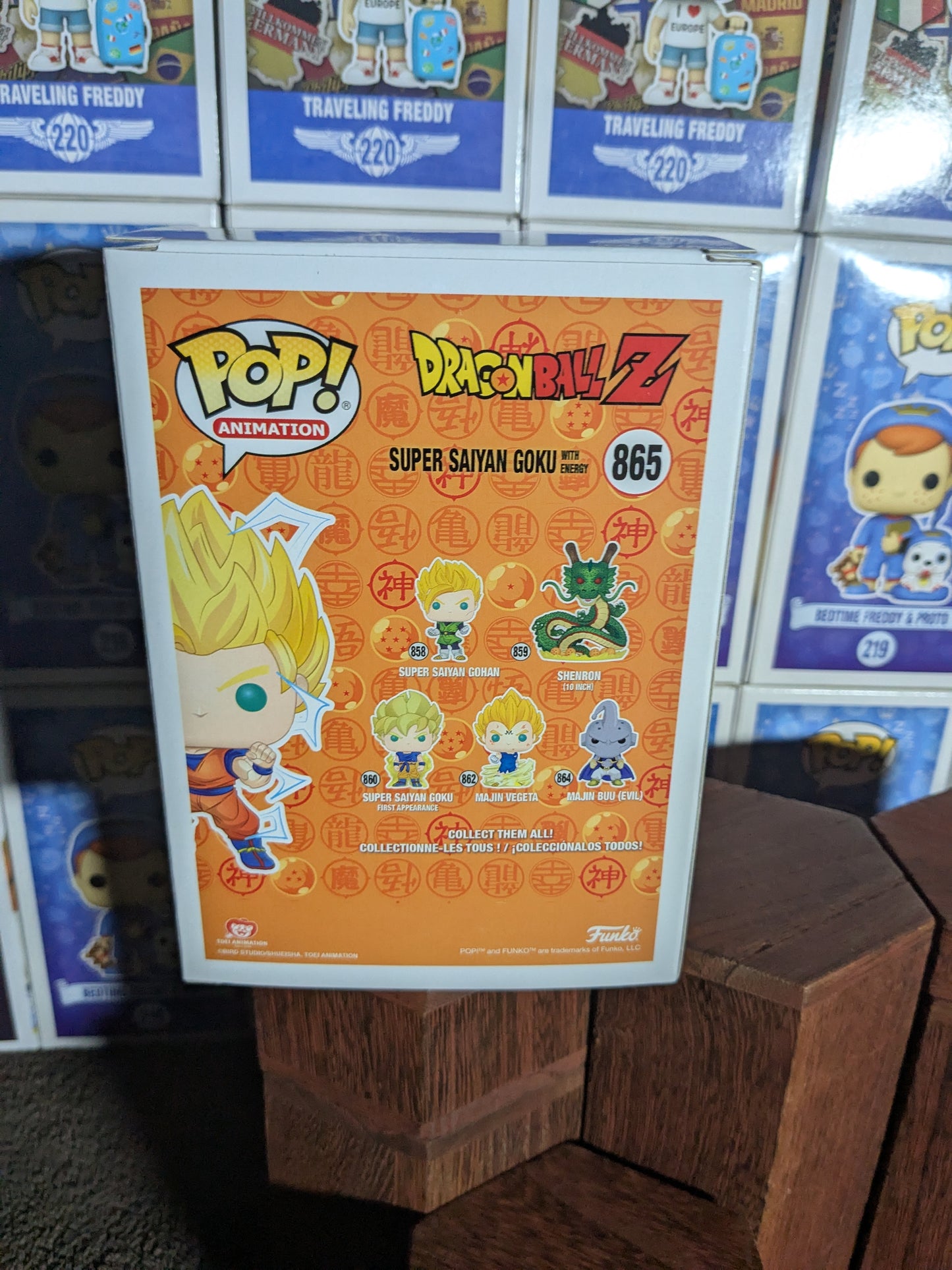 Funko pop 865 : Super Saiyan Goku with Energy