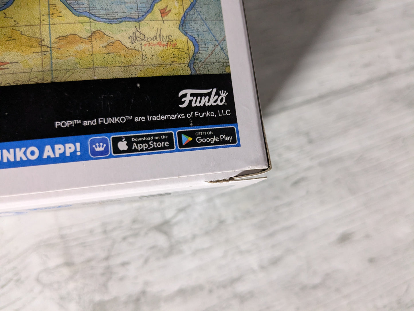 Funko pop 1607 : Luffy Gear Five (Chase / Damaged Box)