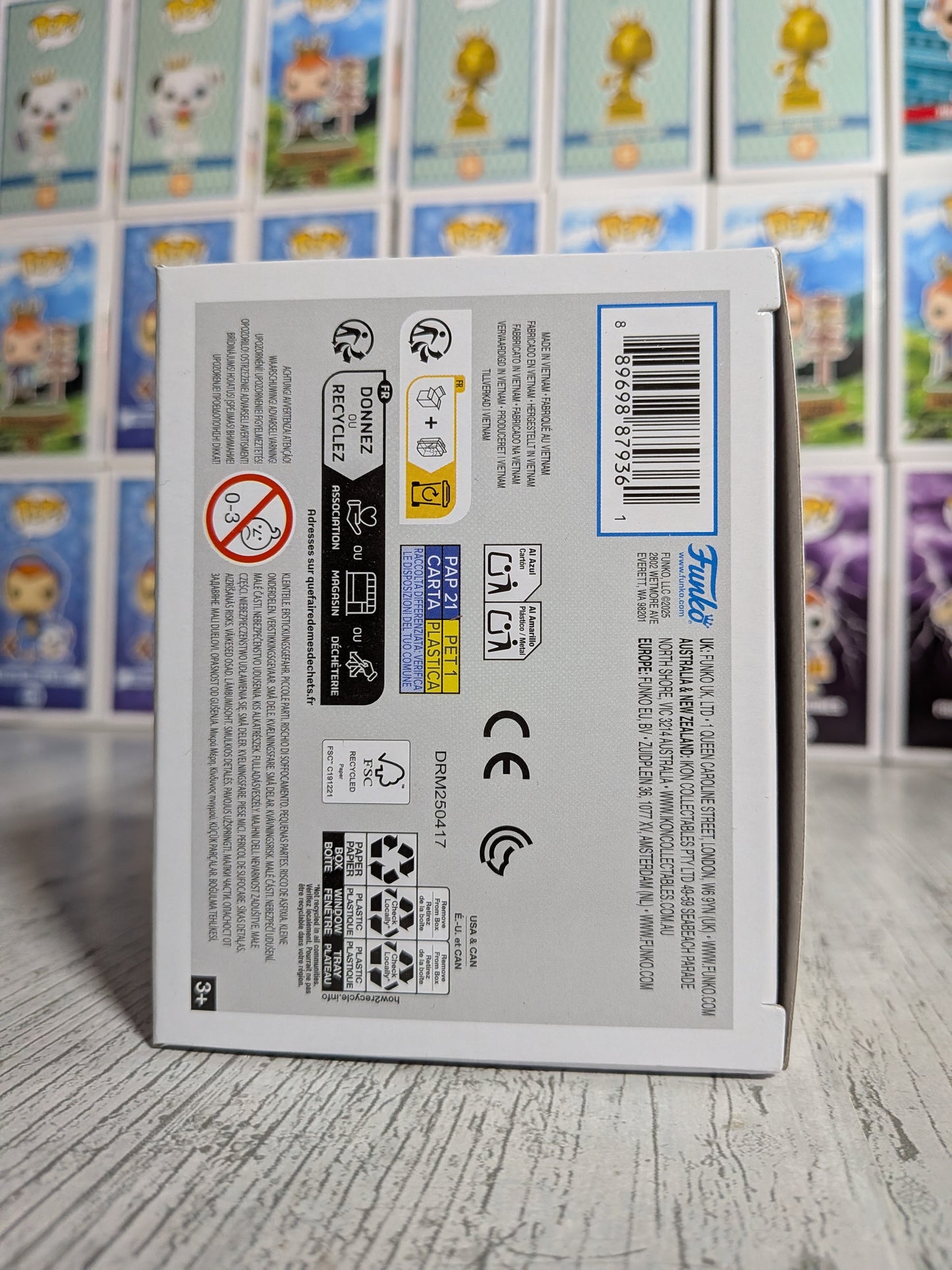 Funko pop Naruto Shippuden #1980 - Naruto Uzumaki Sasuke's Paw Encyclopedia (SC2025)