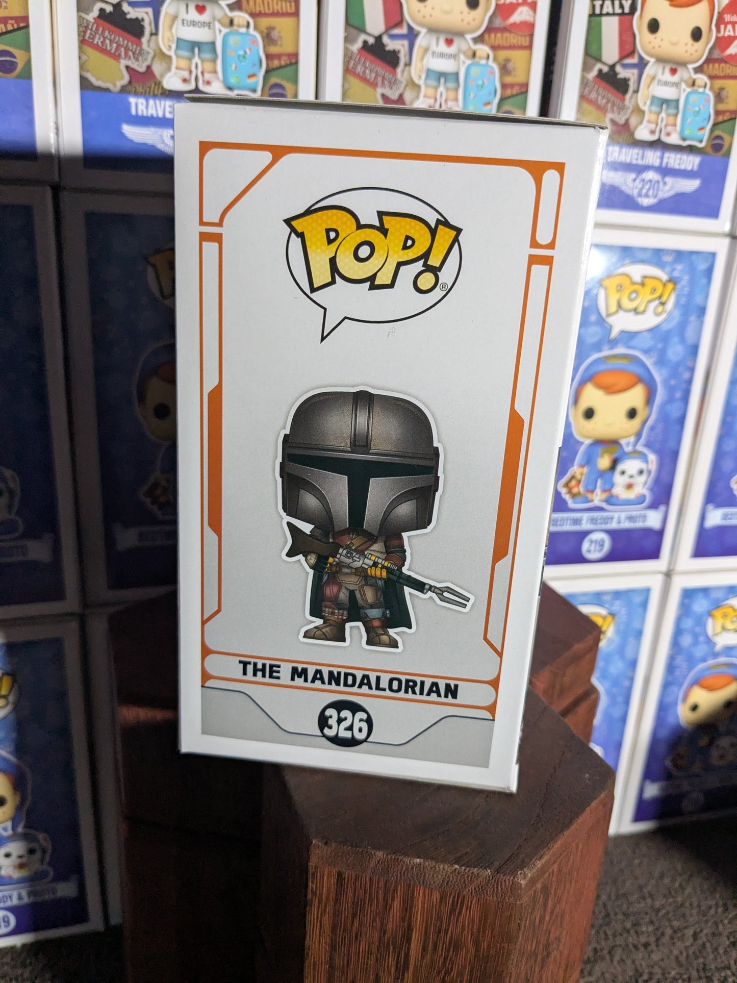 Funko pop 326 : The Mandalorian - CapyToys