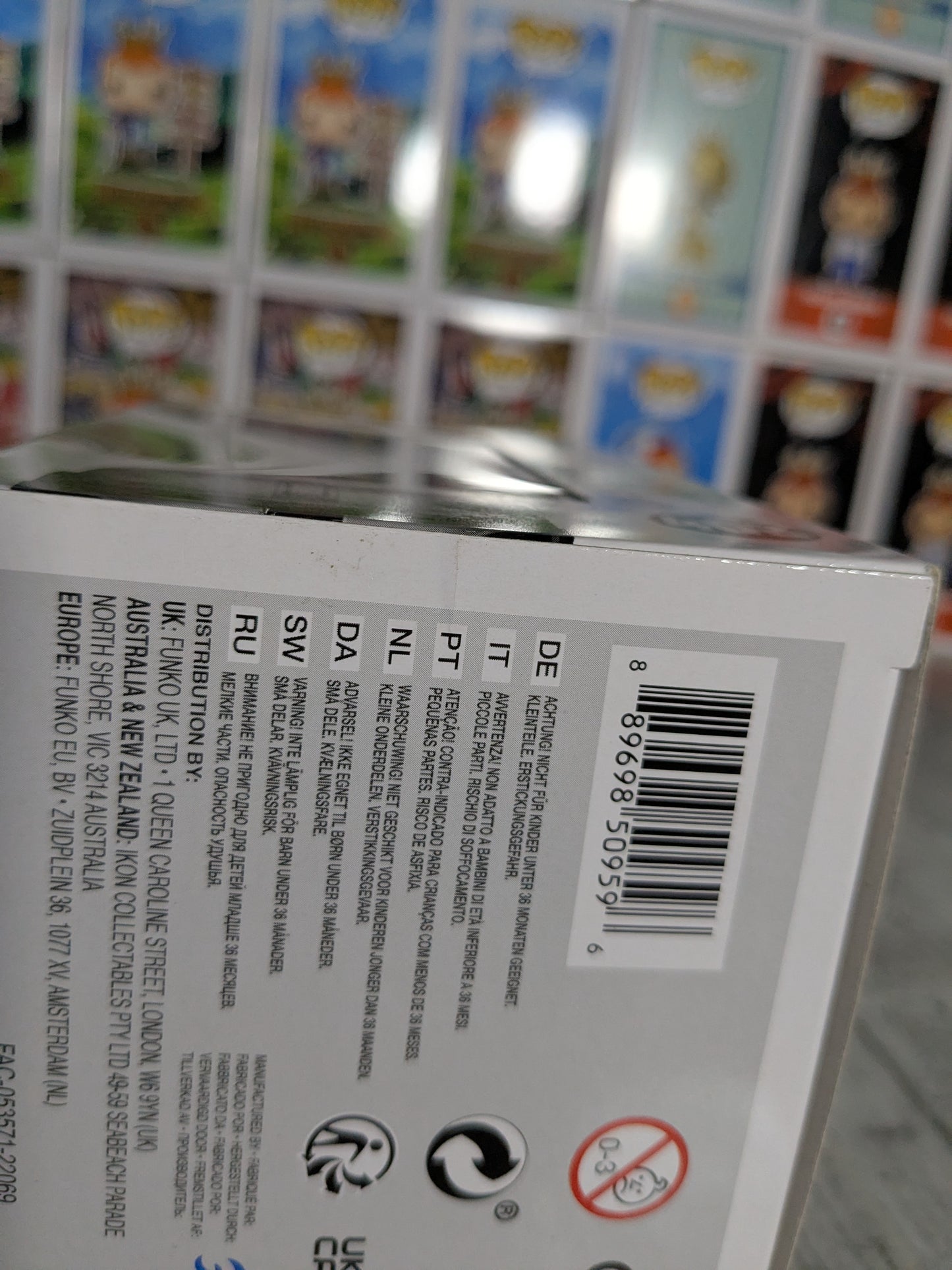 Funko pop 402 : The Mandalorian with the child