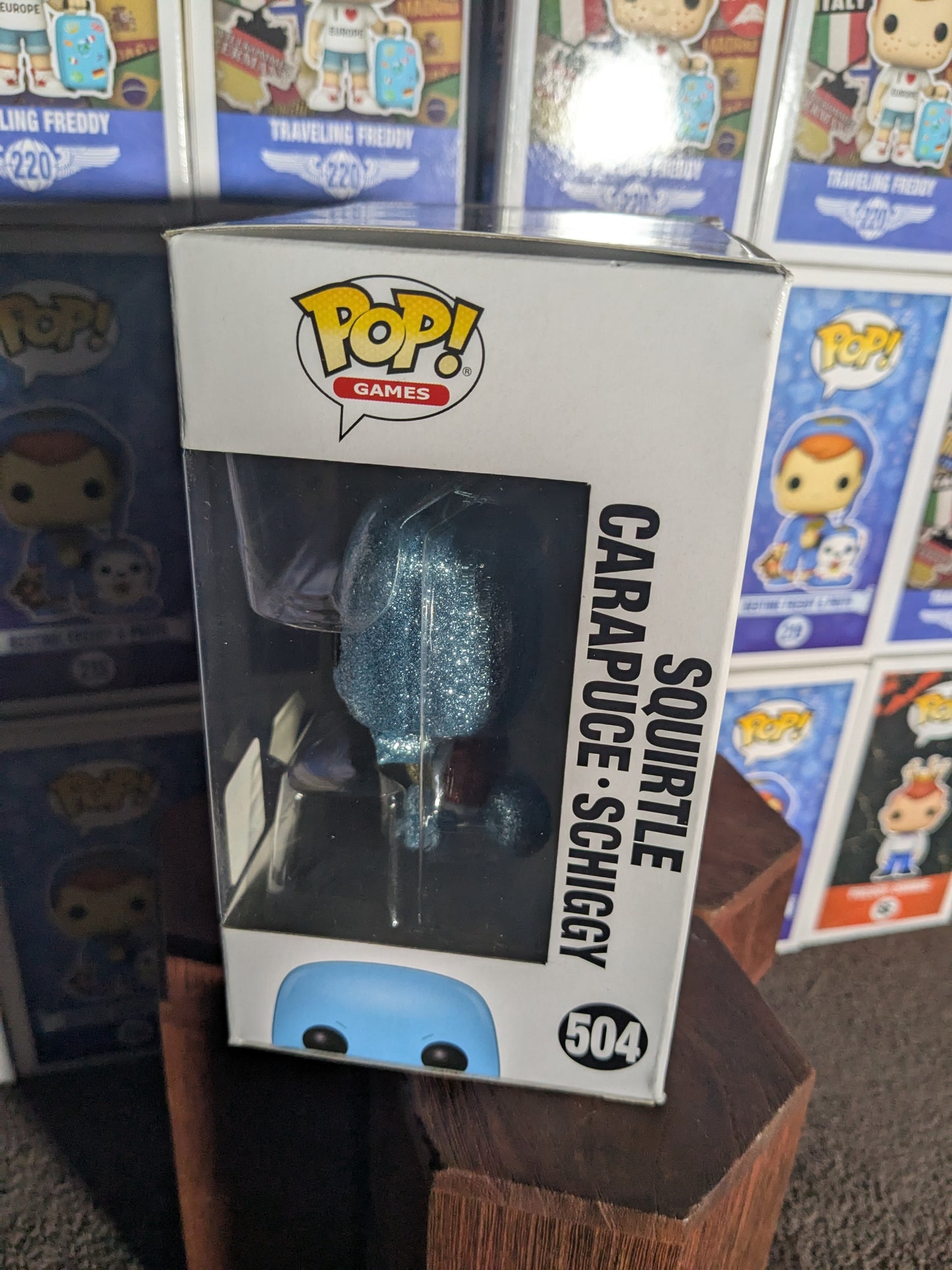 Funko pop 504 : Squirtle / Carapuce / Schiggy (Diamond/SC2021)(Damaged Box)