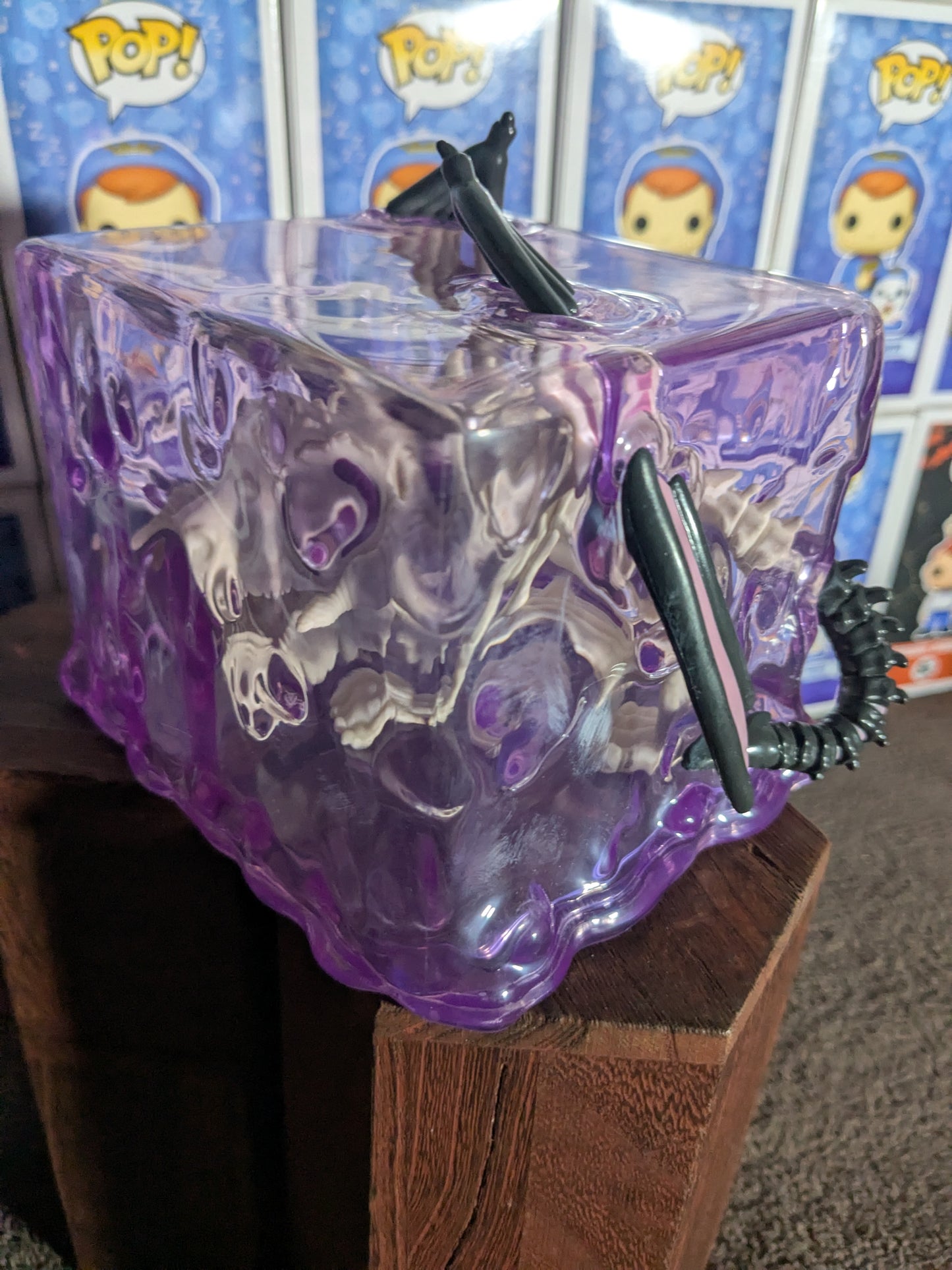 Funko pop 1069: Cubo gelatinoso con Dracolich (plastica luminosa/aperta/danneggiata)