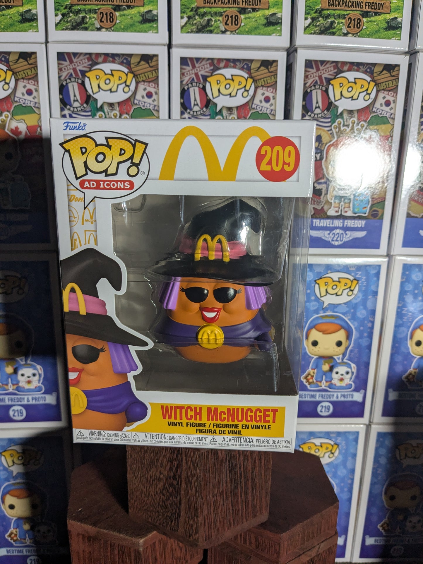 Funko pop 209 : Witch McNugget 🍟 - CapyToys