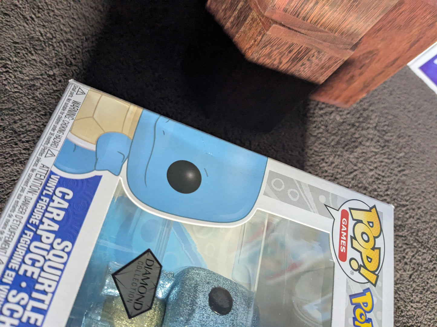 Funko pop 504 : Squirtle / Carapuce / Schiggy (Diamond/SC2021)(Damaged Box)