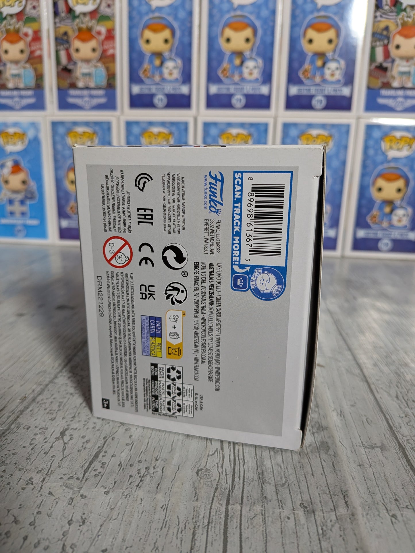 Funko pop One Piece #1265 - Jinbe (Damaged Plastic / Opened)