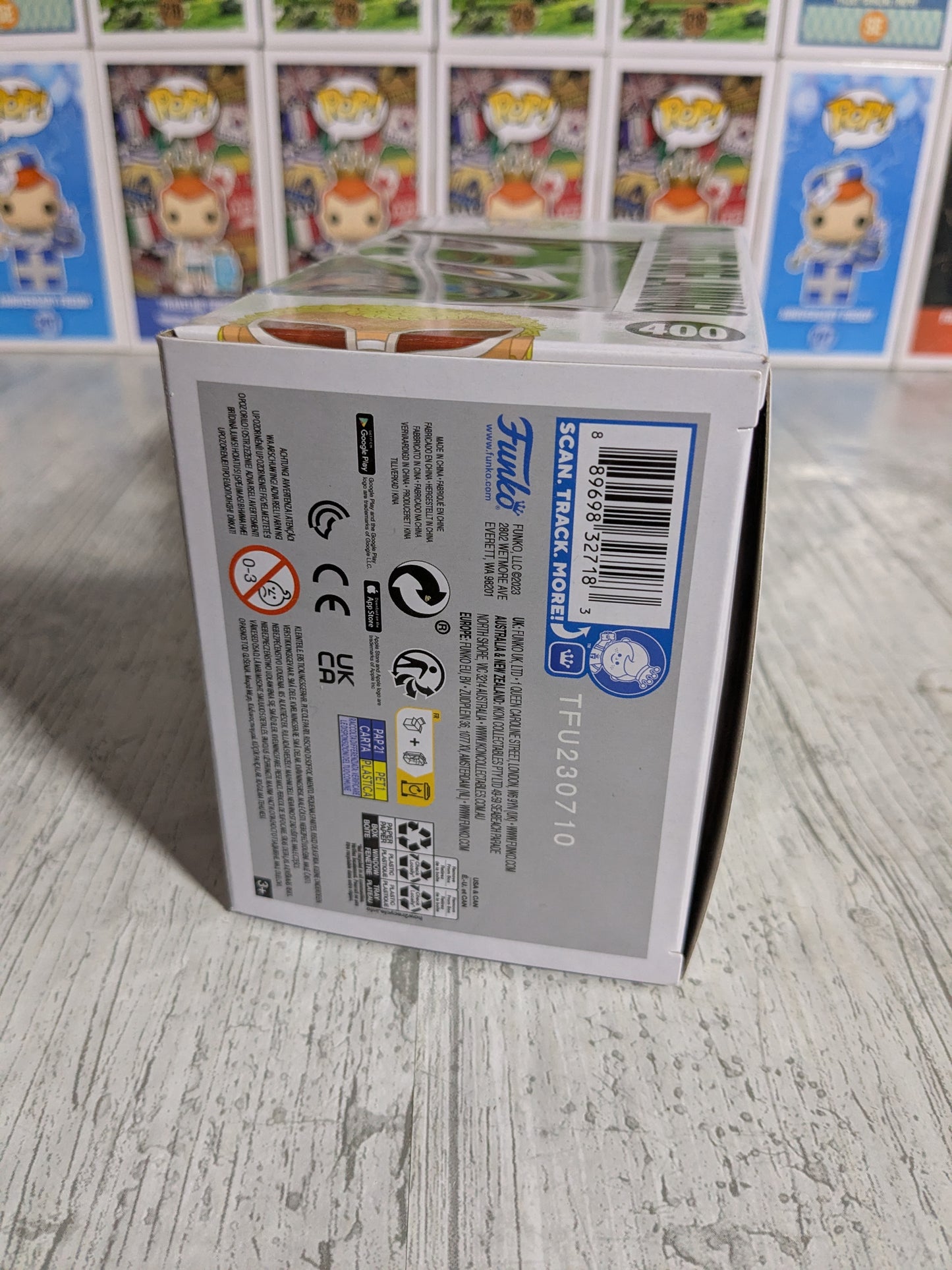 Funko pop 400 : Donquixote Doflamingo (Opened/Damaged Box)